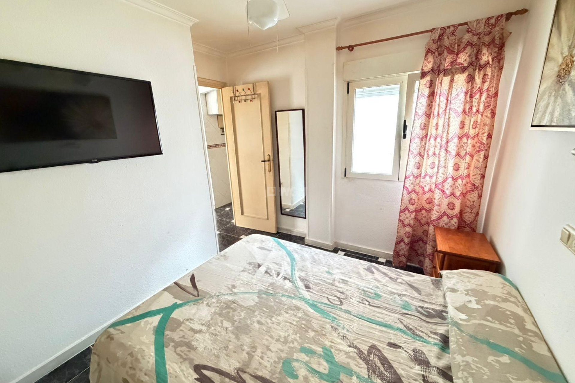 Resale - Apartment / flat - Torrevieja - La Mata