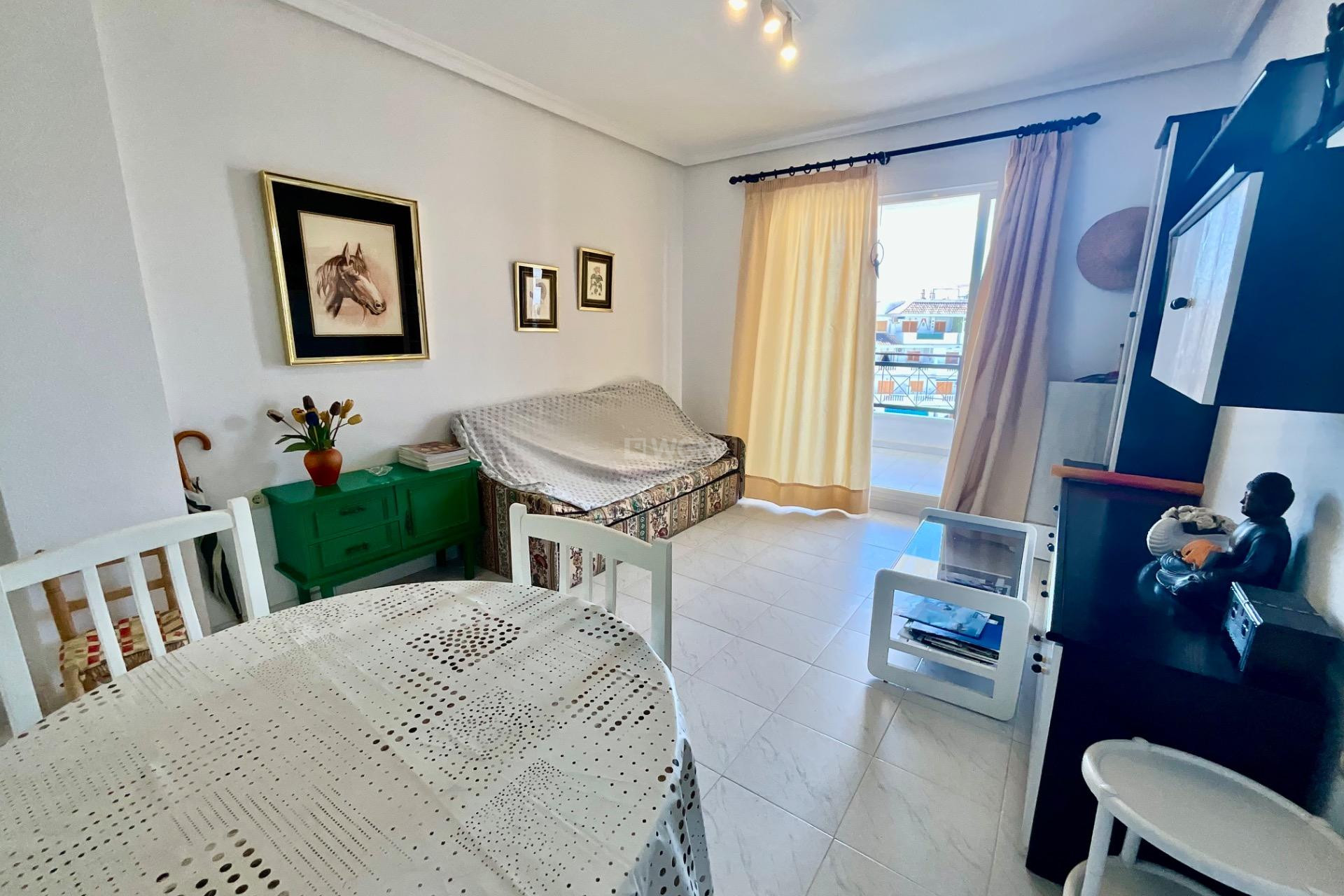 Resale - Apartment / flat - Torrevieja - La Mata