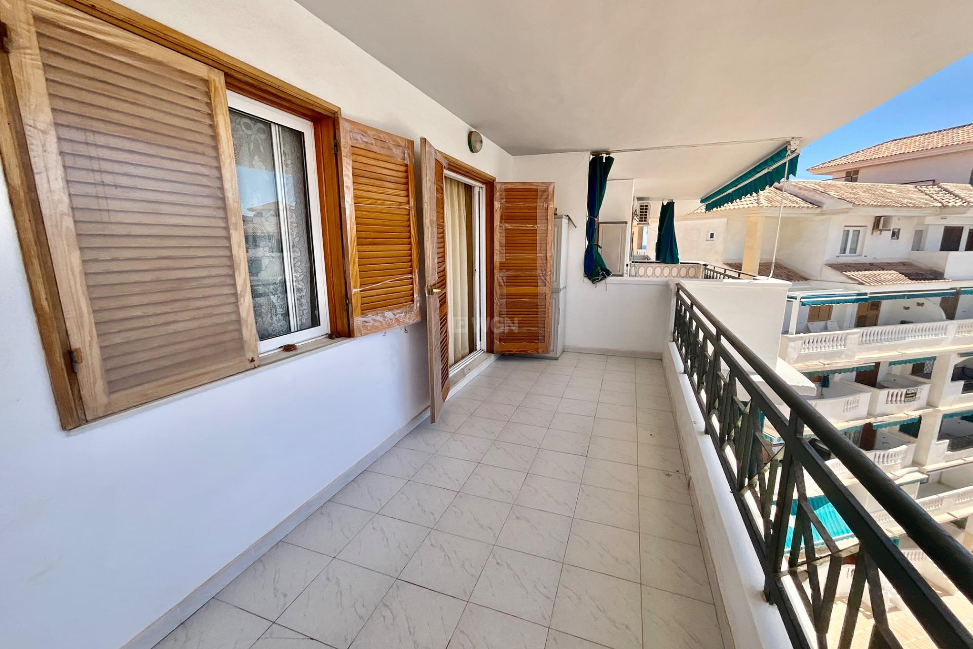 Resale - Apartment / flat - Torrevieja - La Mata