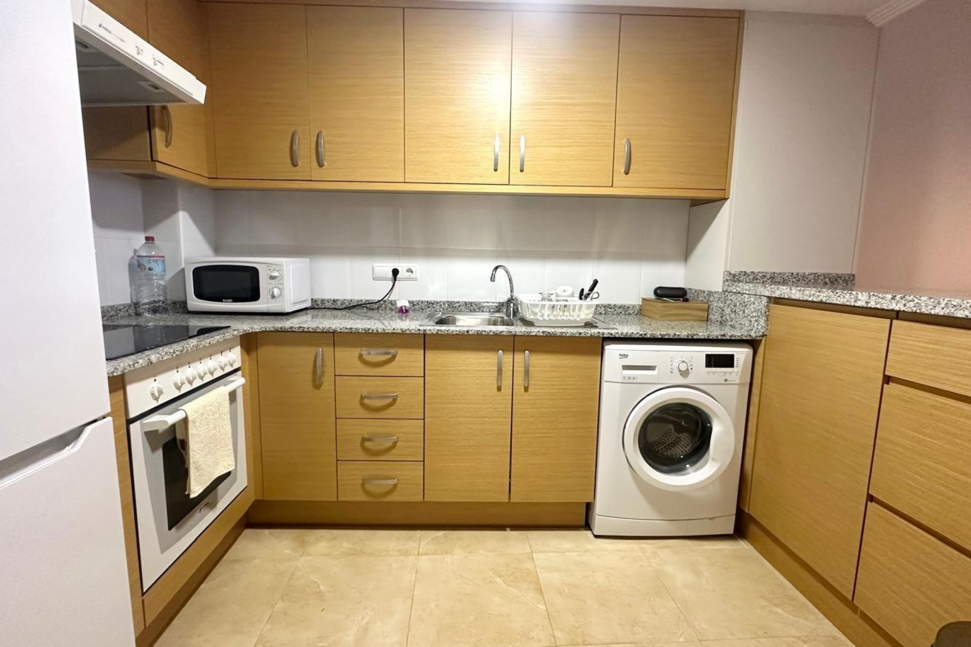 Resale - Apartment / flat - Torrevieja - La Mata