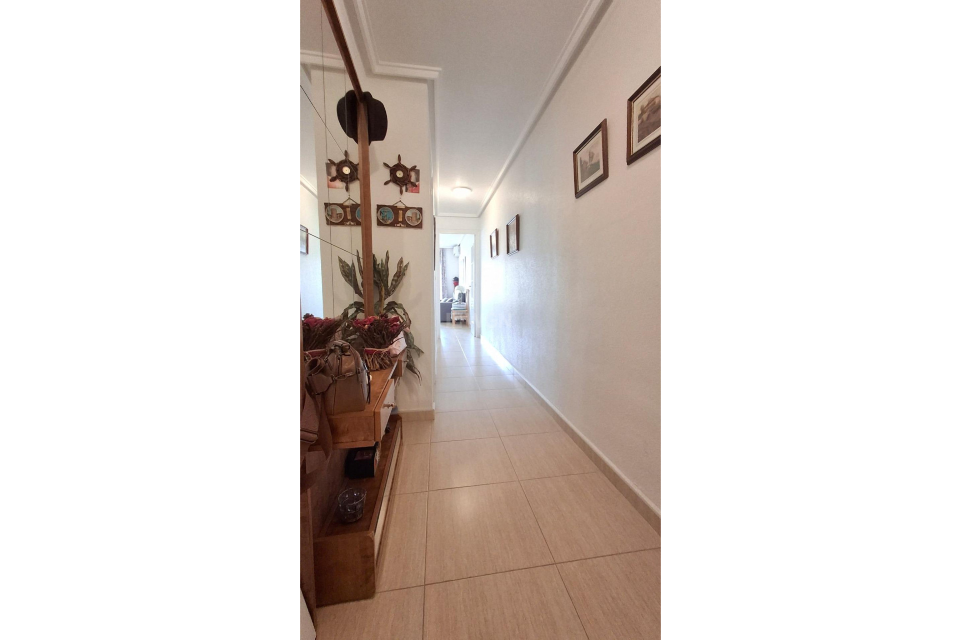 Resale - Apartment / flat - Torrevieja - La Mata