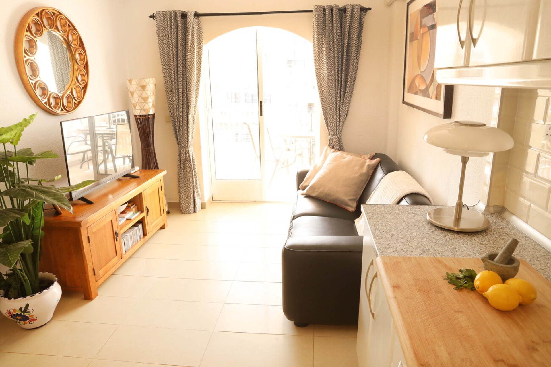 Resale - Apartment / flat - Torrevieja - La Veleta, Mar Azul