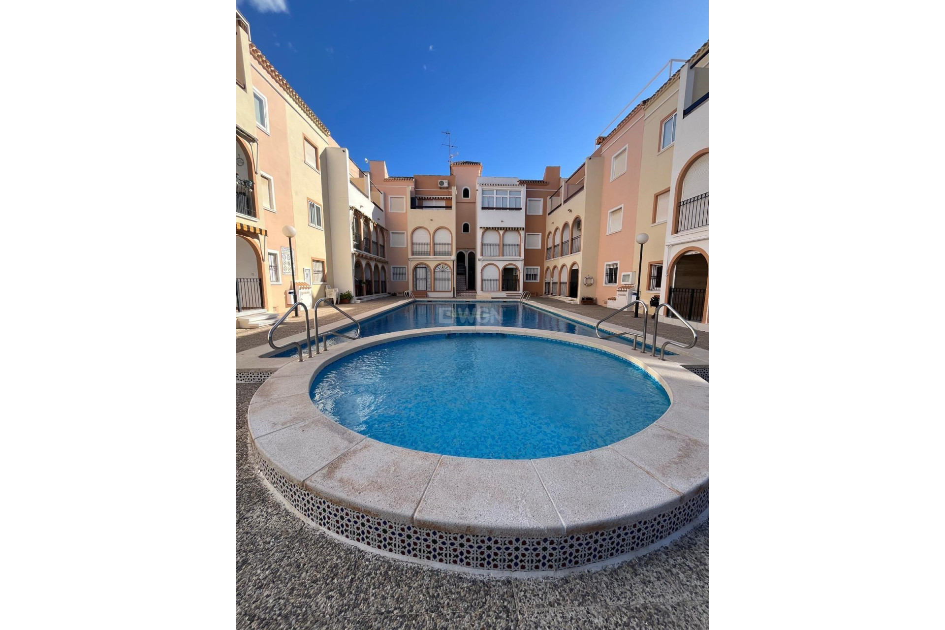 Resale - Apartment / flat - Torrevieja - La Veleta