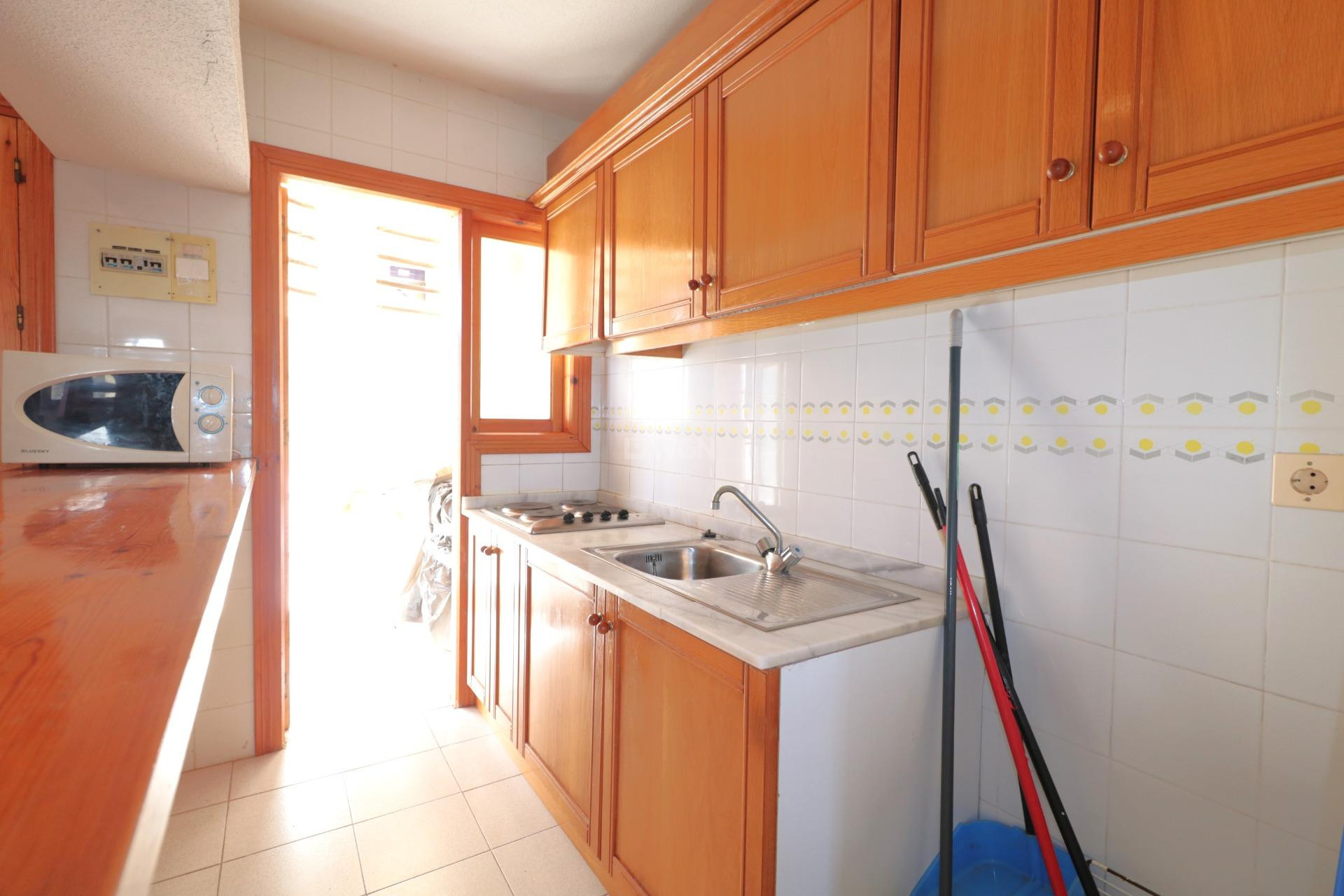 Resale - Apartment / flat - Torrevieja - La Veleta