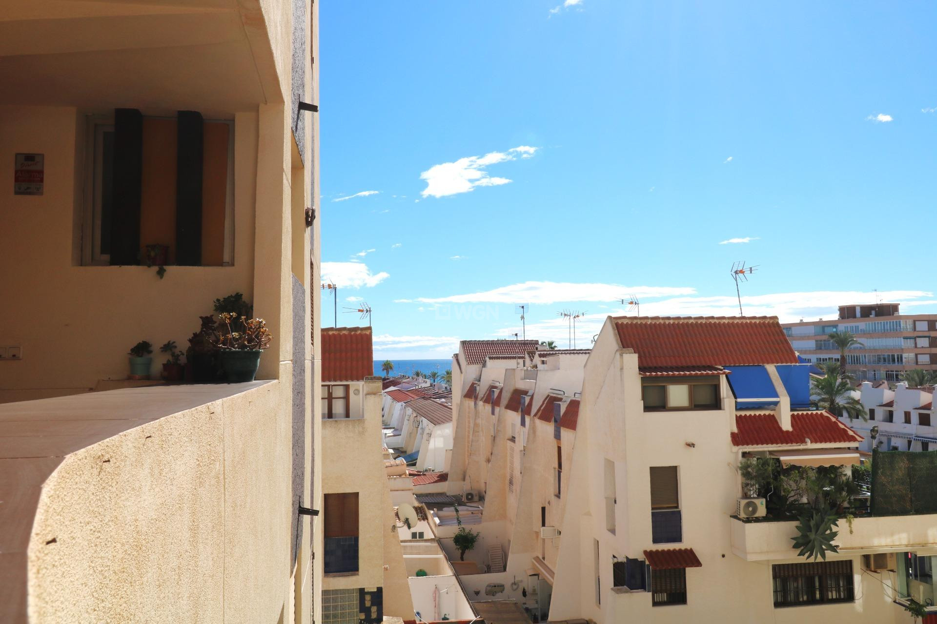 Resale - Apartment / flat - Torrevieja - La Veleta