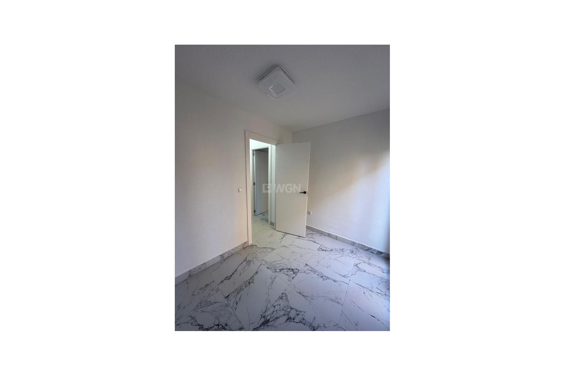 Resale - Apartment / flat - Torrevieja - La Veleta