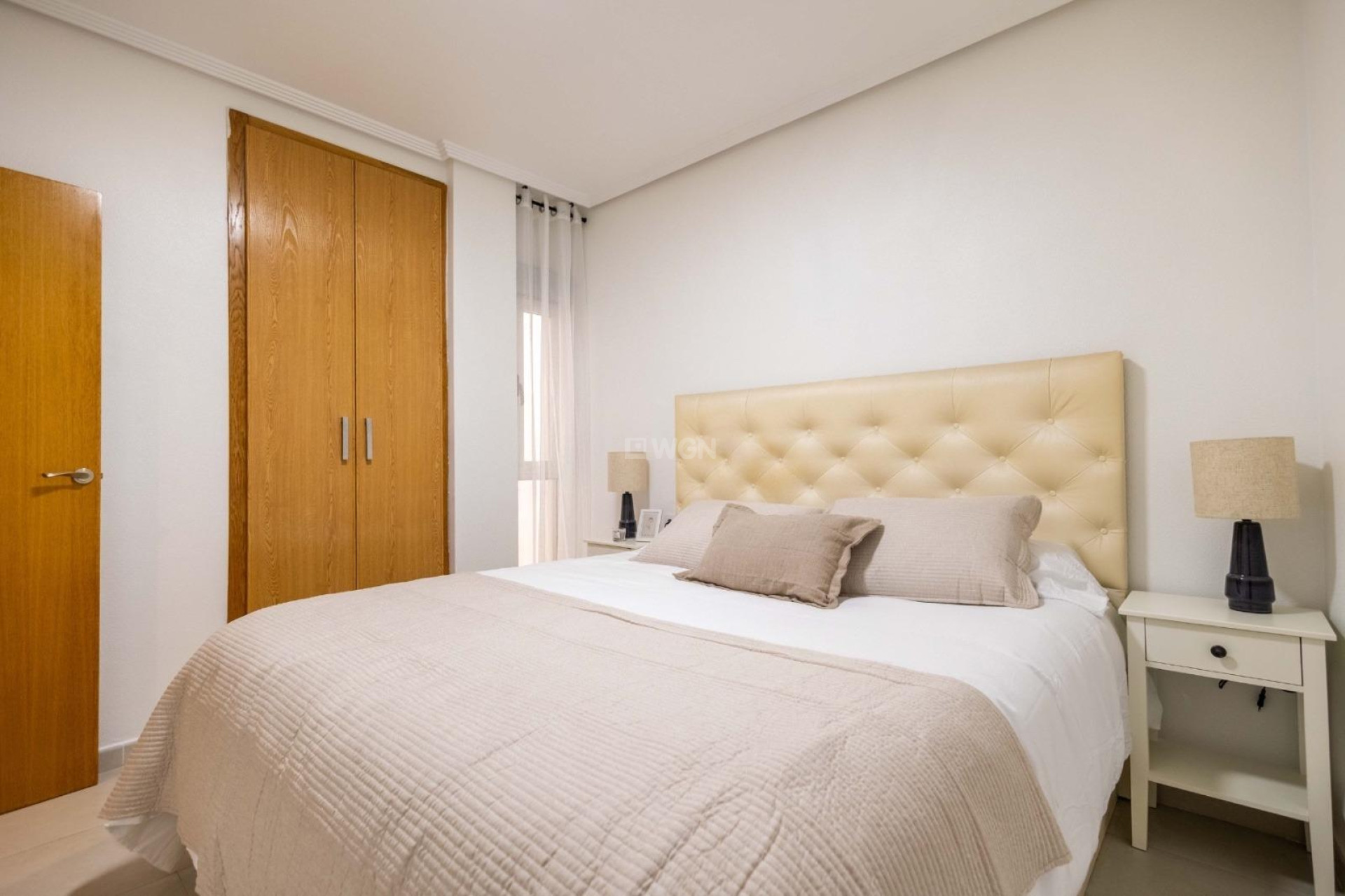 Resale - Apartment / flat - Torrevieja - Las Calas