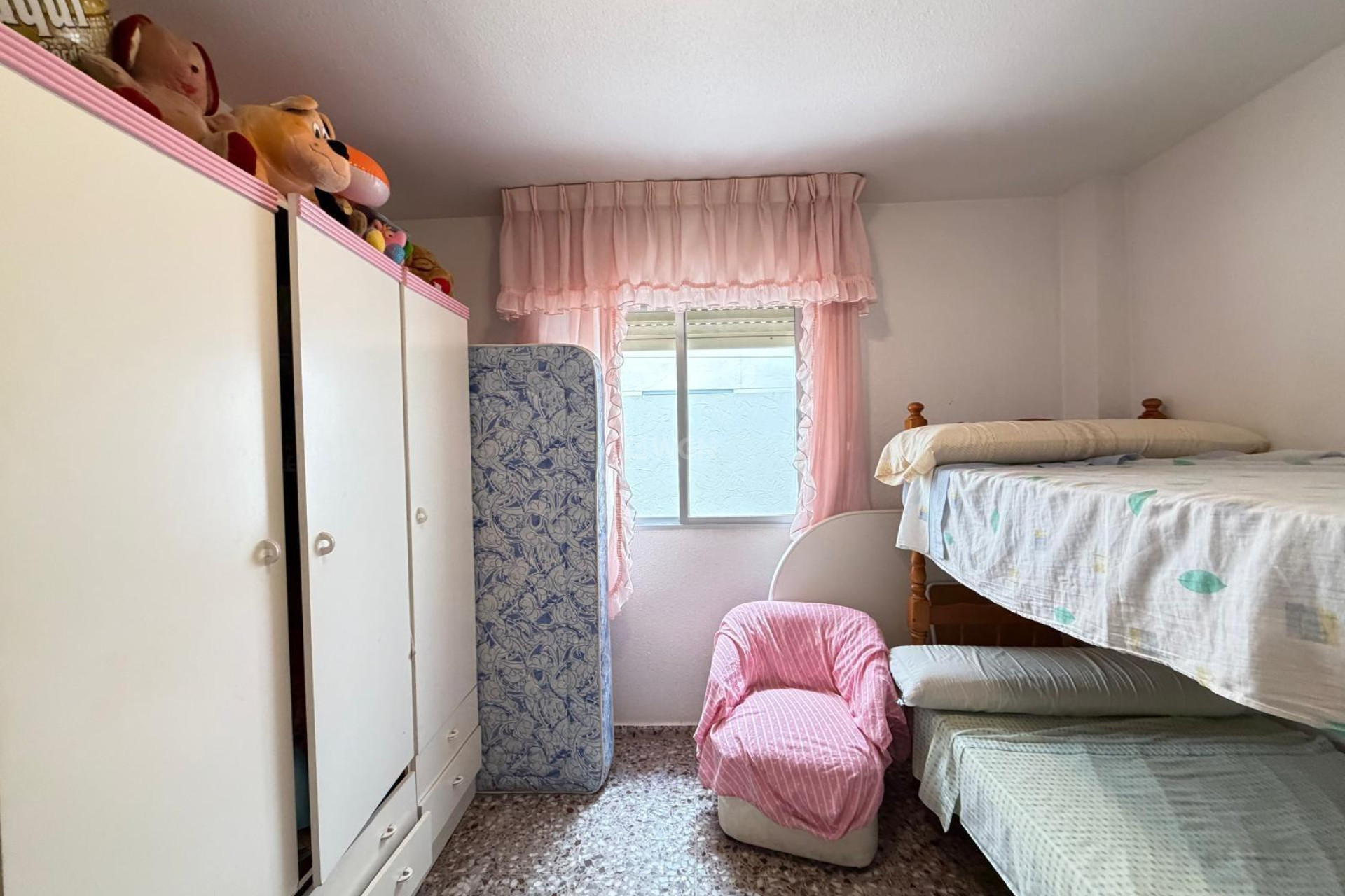 Resale - Apartment / flat - Torrevieja - Las Piscinas Naturales