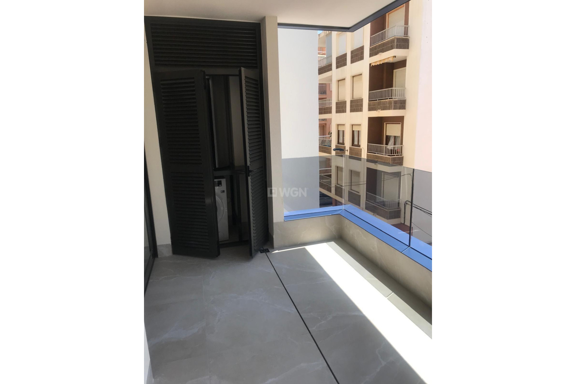 Resale - Apartment / flat - Torrevieja - Las Piscinas Naturales