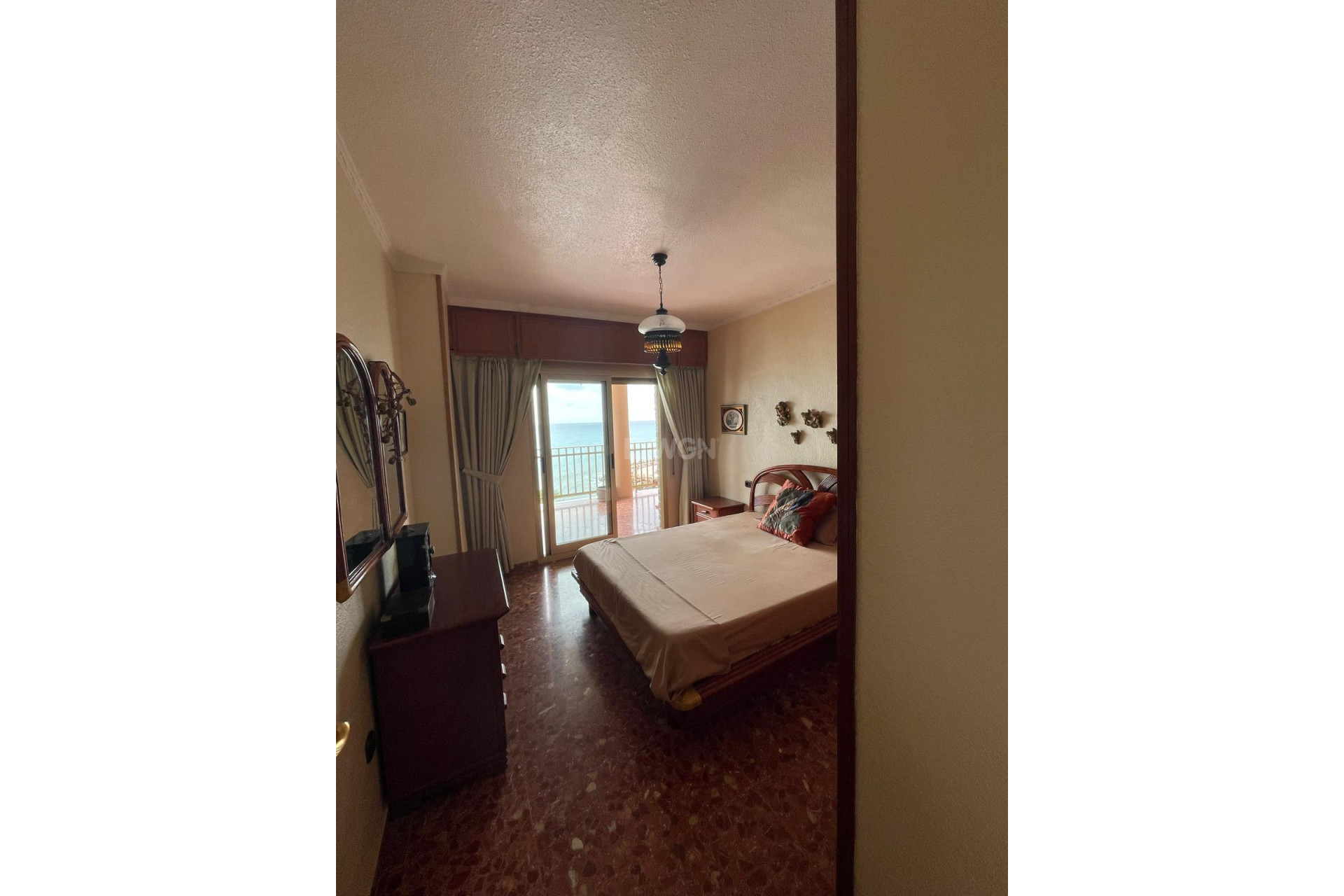 Resale - Apartment / flat - Torrevieja - Las Piscinas Naturales