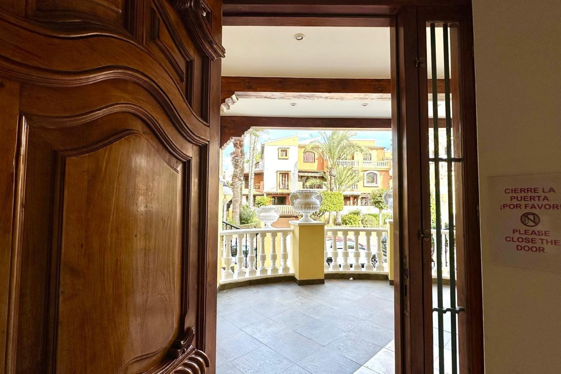 Resale - Apartment / flat - Torrevieja - Los Frutales