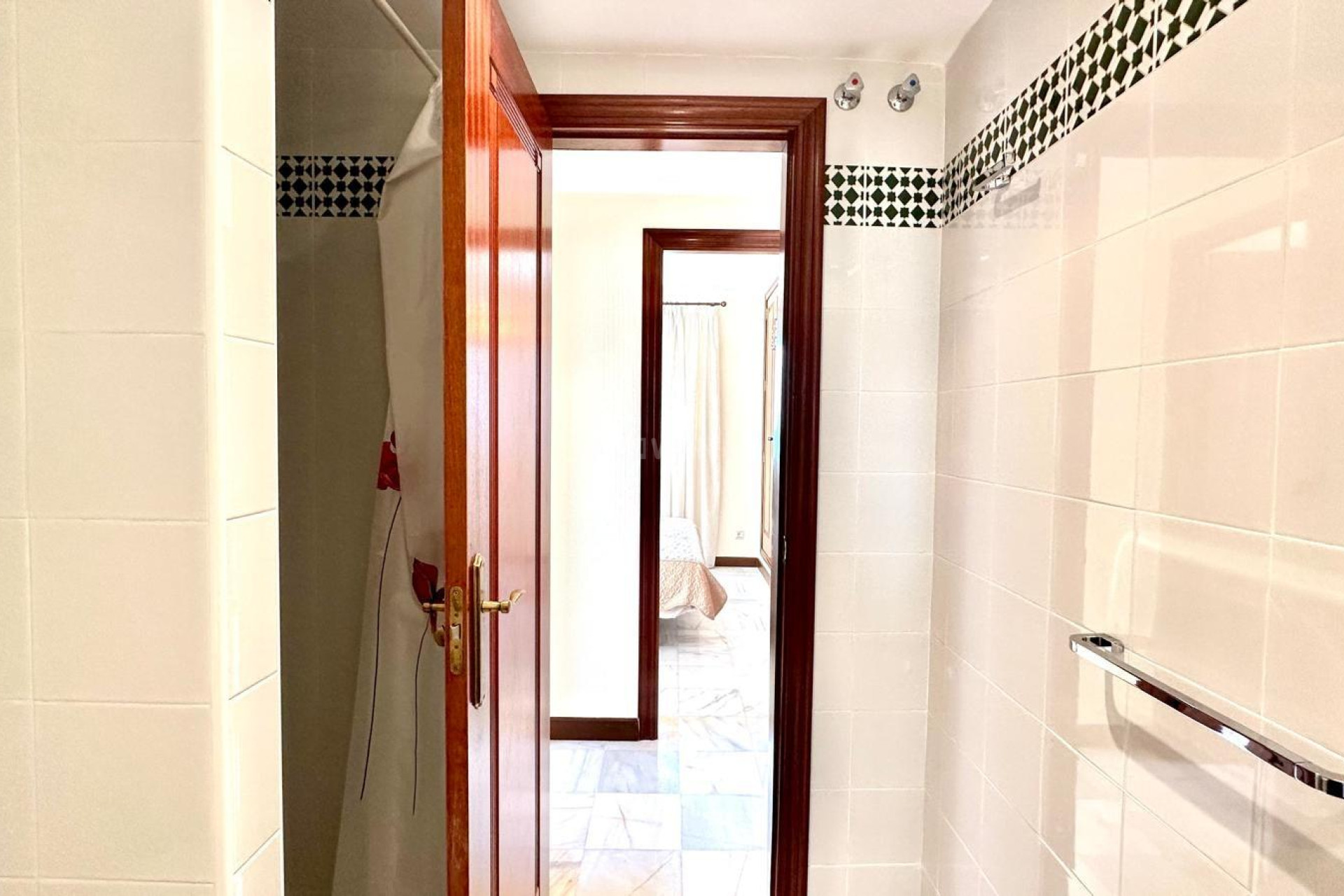 Resale - Apartment / flat - Torrevieja - Los Frutales