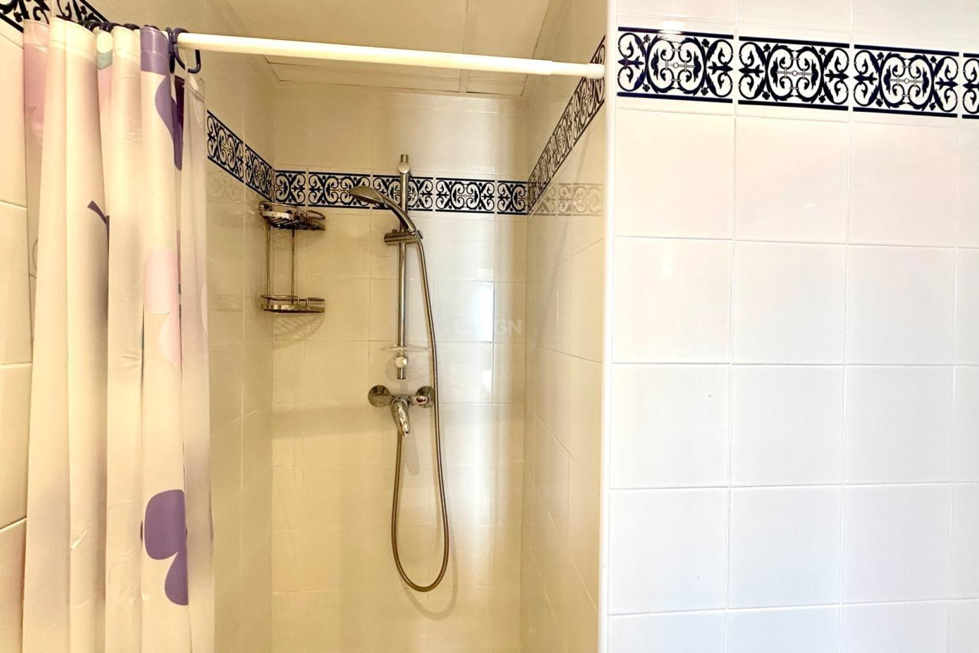 Resale - Apartment / flat - Torrevieja - Los Frutales