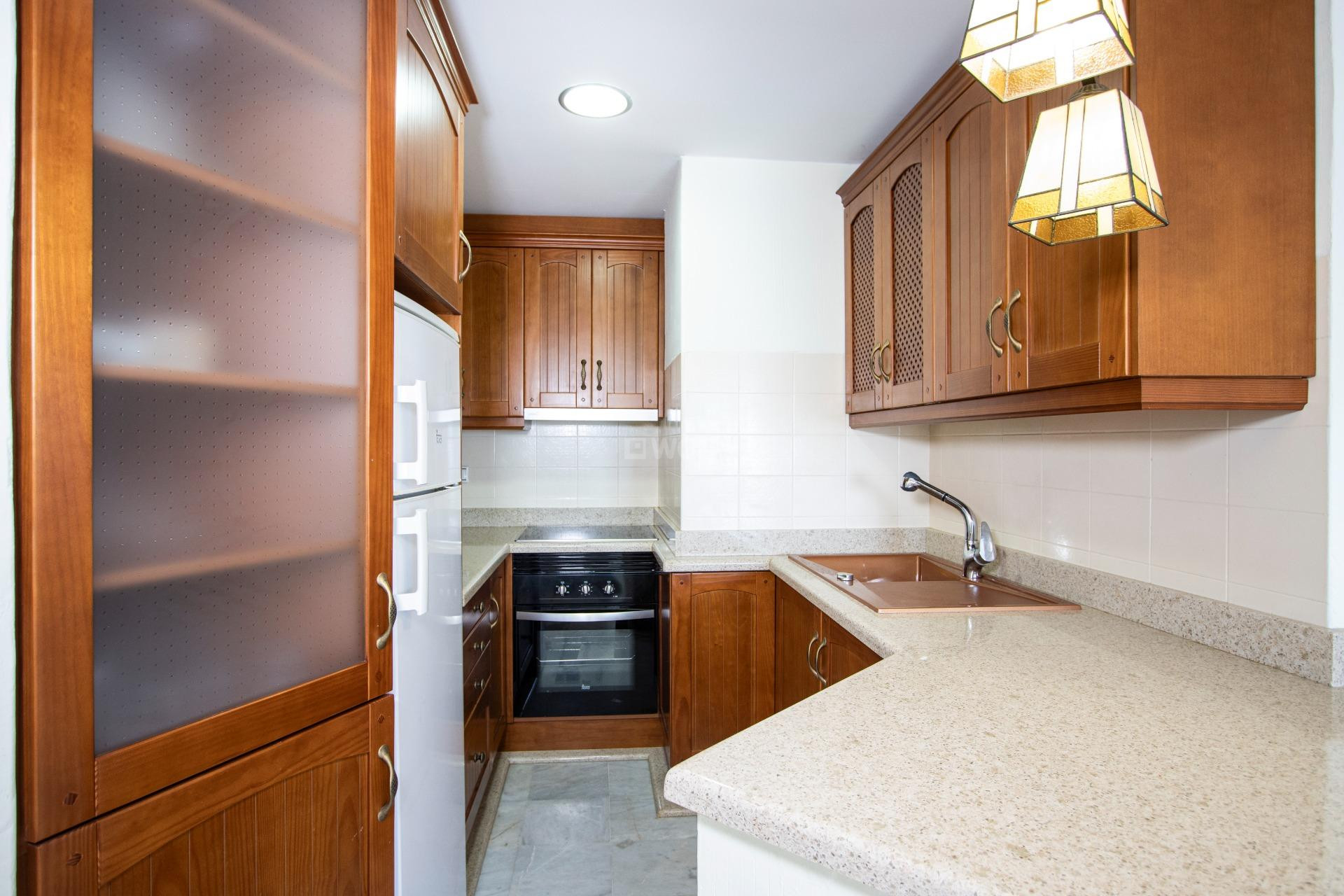 Resale - Apartment / flat - Torrevieja - Los Frutales