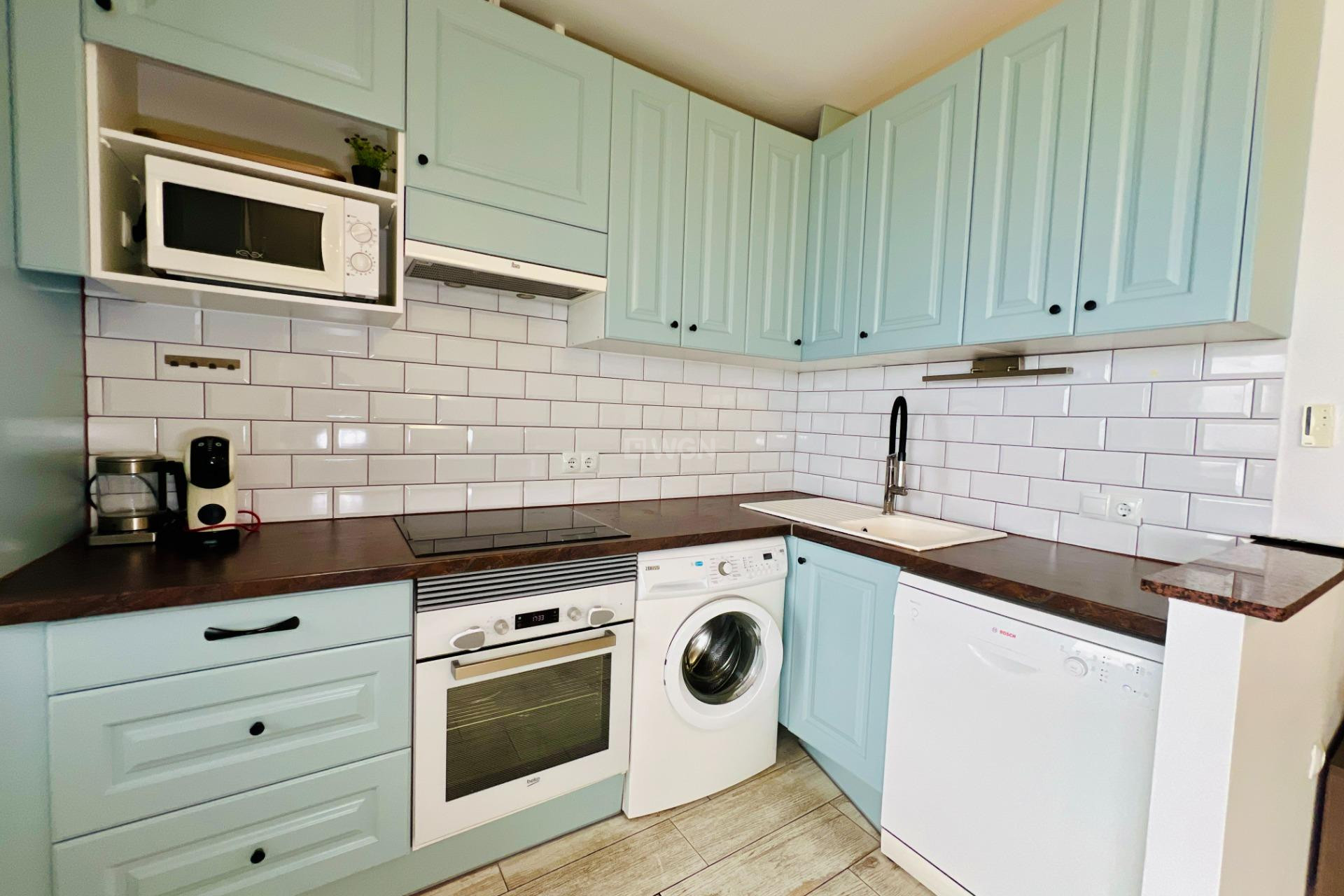 Resale - Apartment / flat - Torrevieja - Miramar - Torre Del Moro