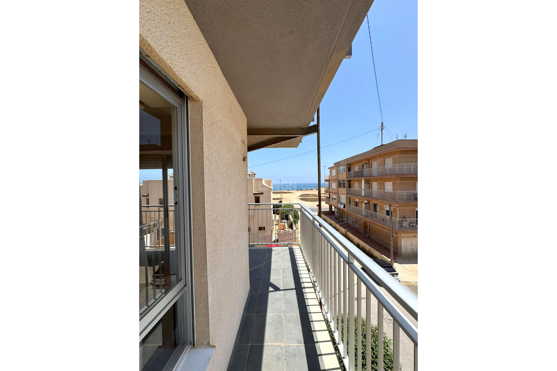 Resale - Apartment / flat - Torrevieja - Miramar - Torre Del Moro