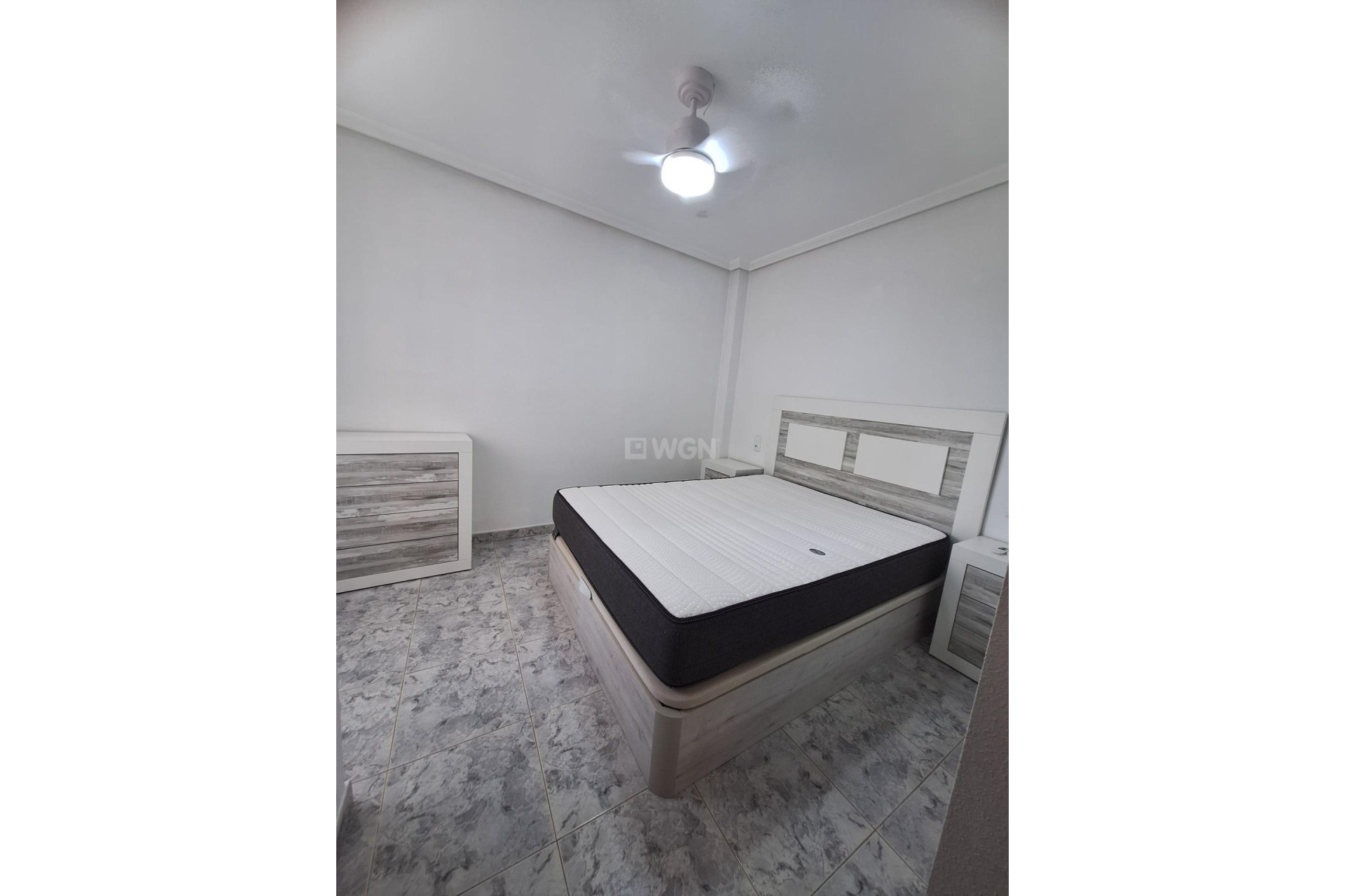 Resale - Apartment / flat - Torrevieja - Nueva Torrevieja