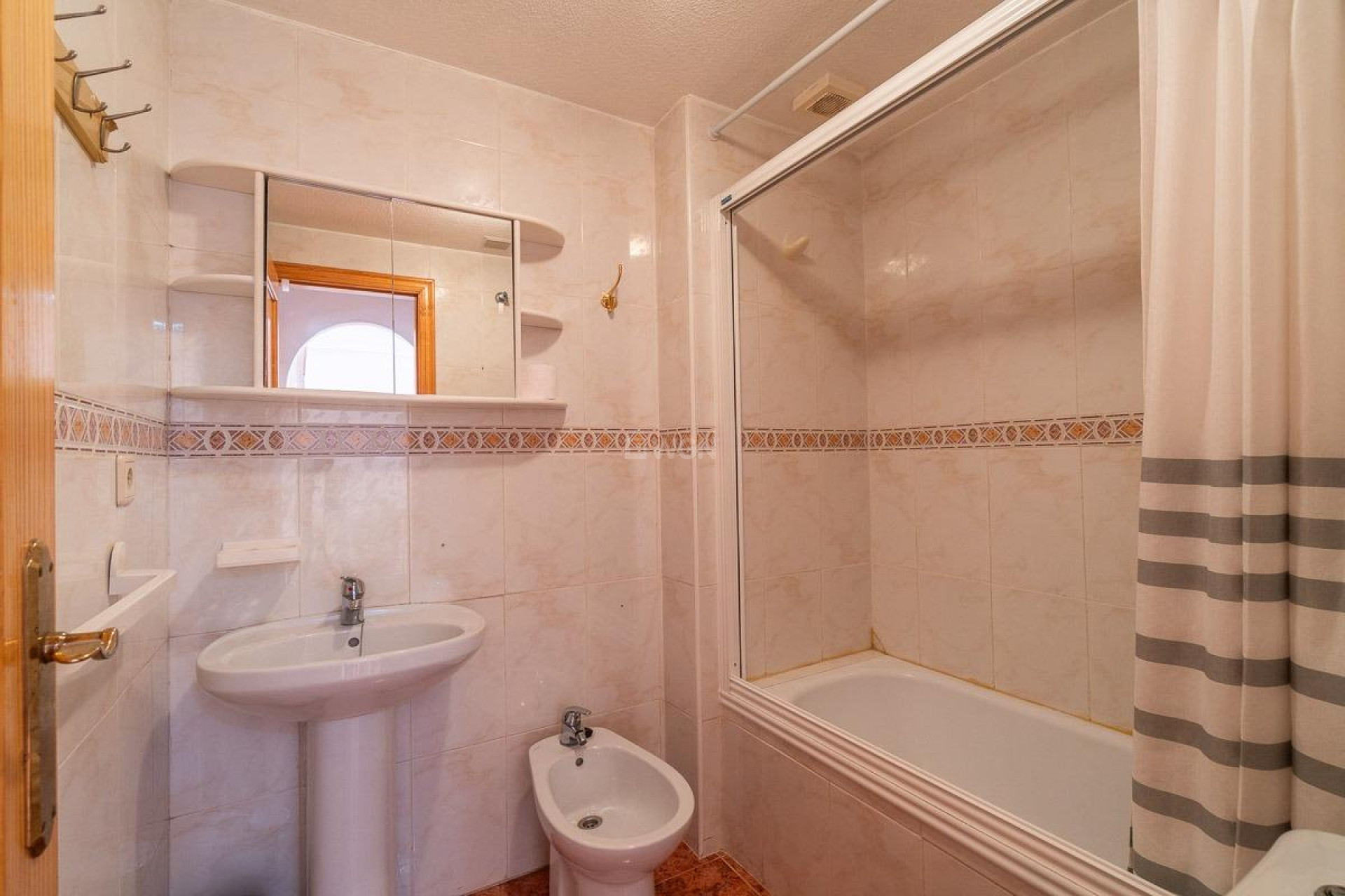 Resale - Apartment / flat - Torrevieja - Nueva Torrevieja