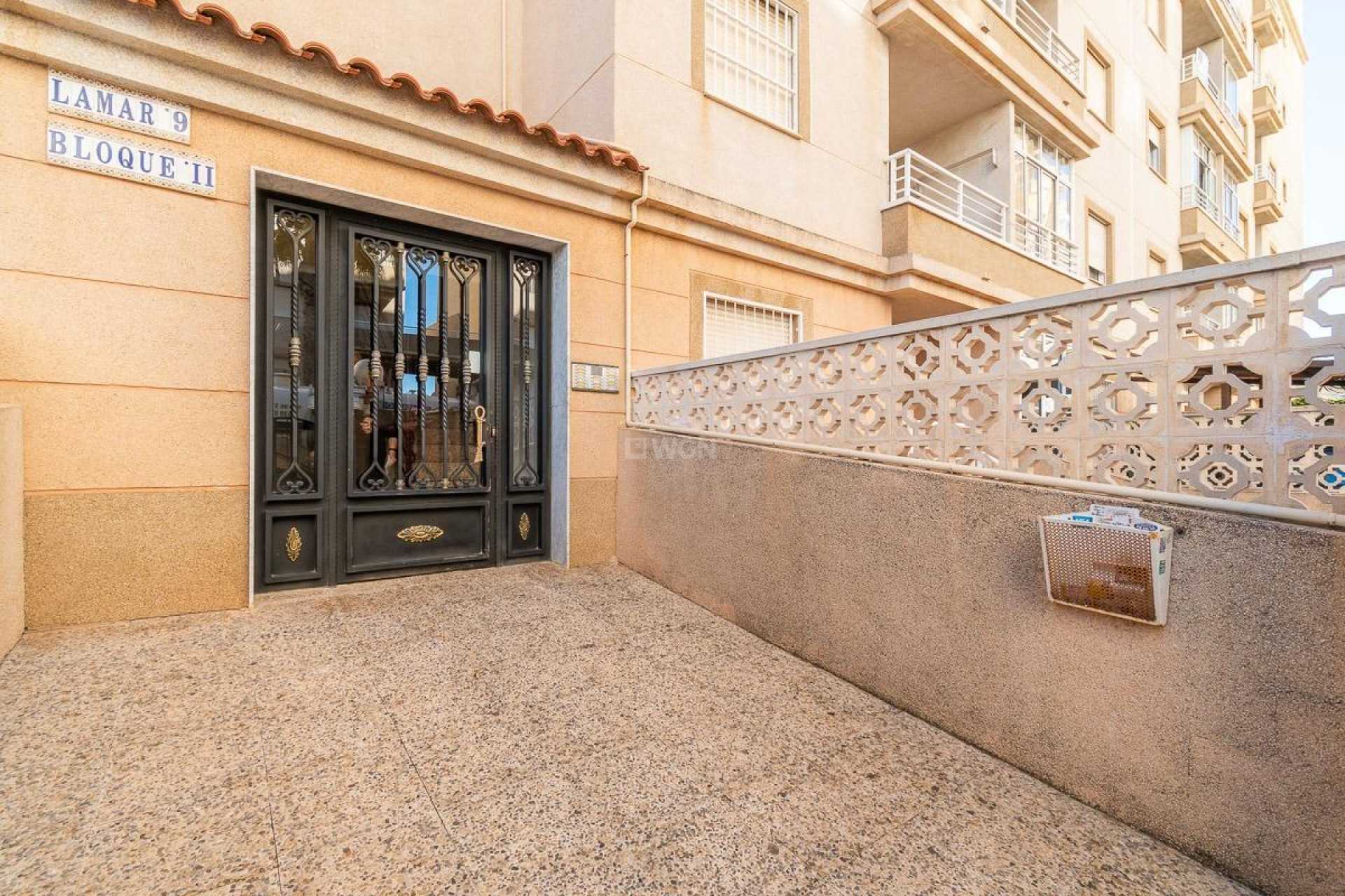 Resale - Apartment / flat - Torrevieja - Nueva Torrevieja