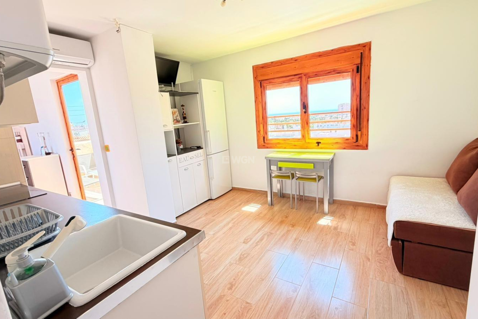 Resale - Apartment / flat - Torrevieja - Nueva Torrevieja