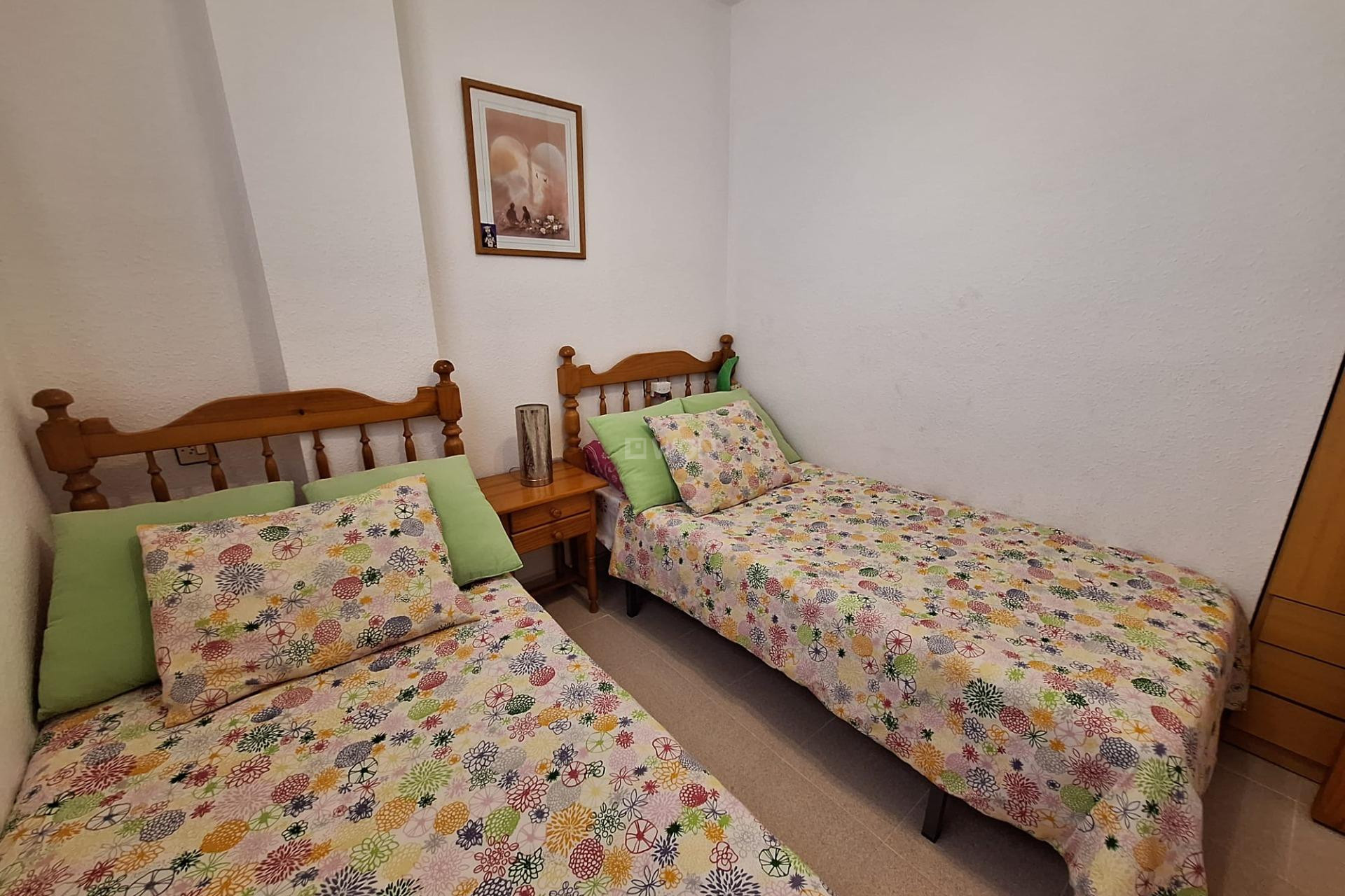 Resale - Apartment / flat - Torrevieja - Nueva Torrevieja