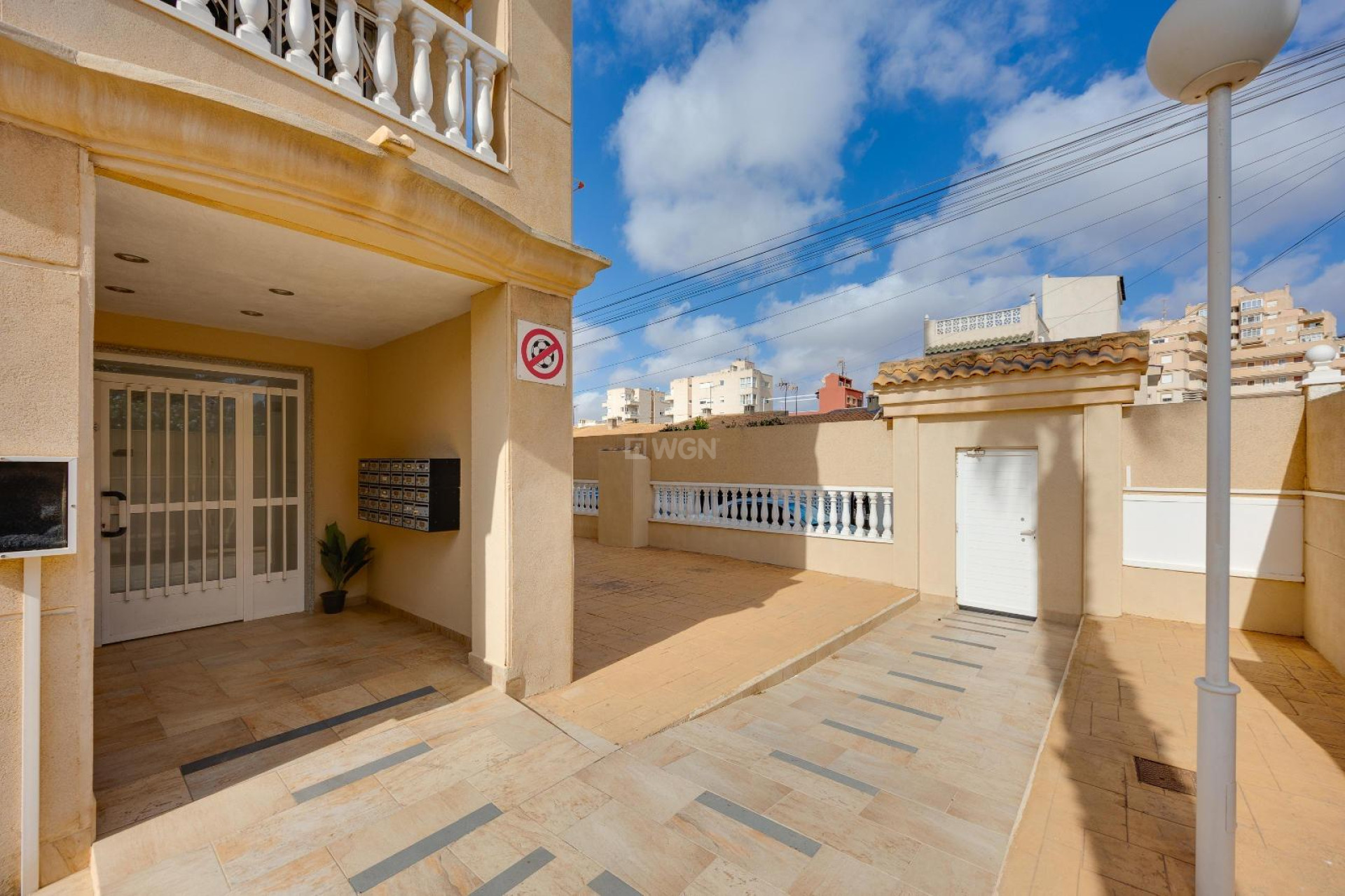 Resale - Apartment / flat - Torrevieja - Nueva Torrevieja