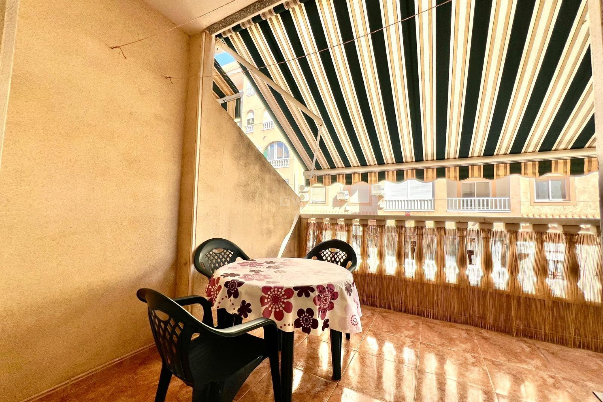 Resale - Apartment / flat - Torrevieja - PARQUE DE LAS NACIONES