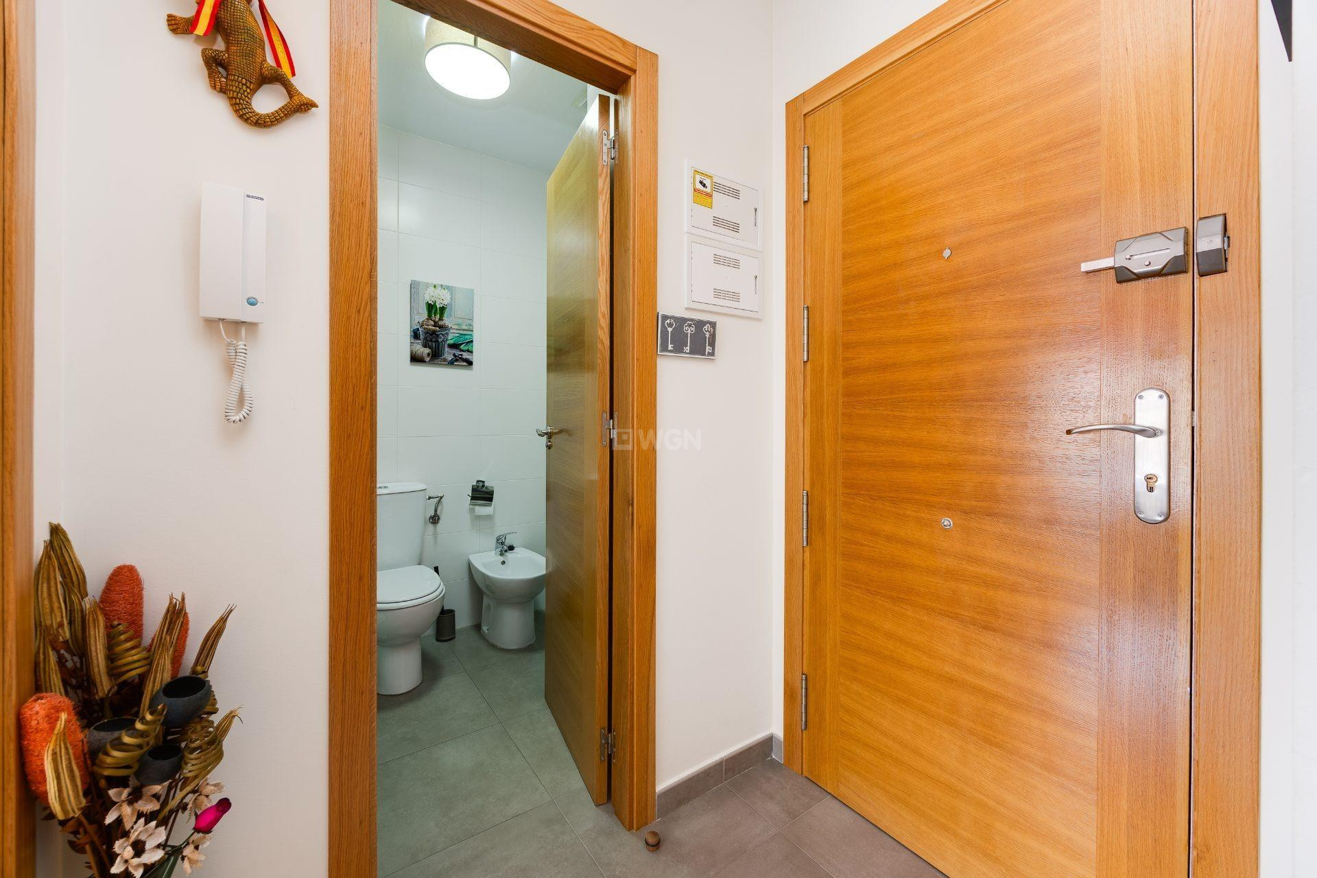 Resale - Apartment / flat - Torrevieja - PARQUE DE LAS NACIONES