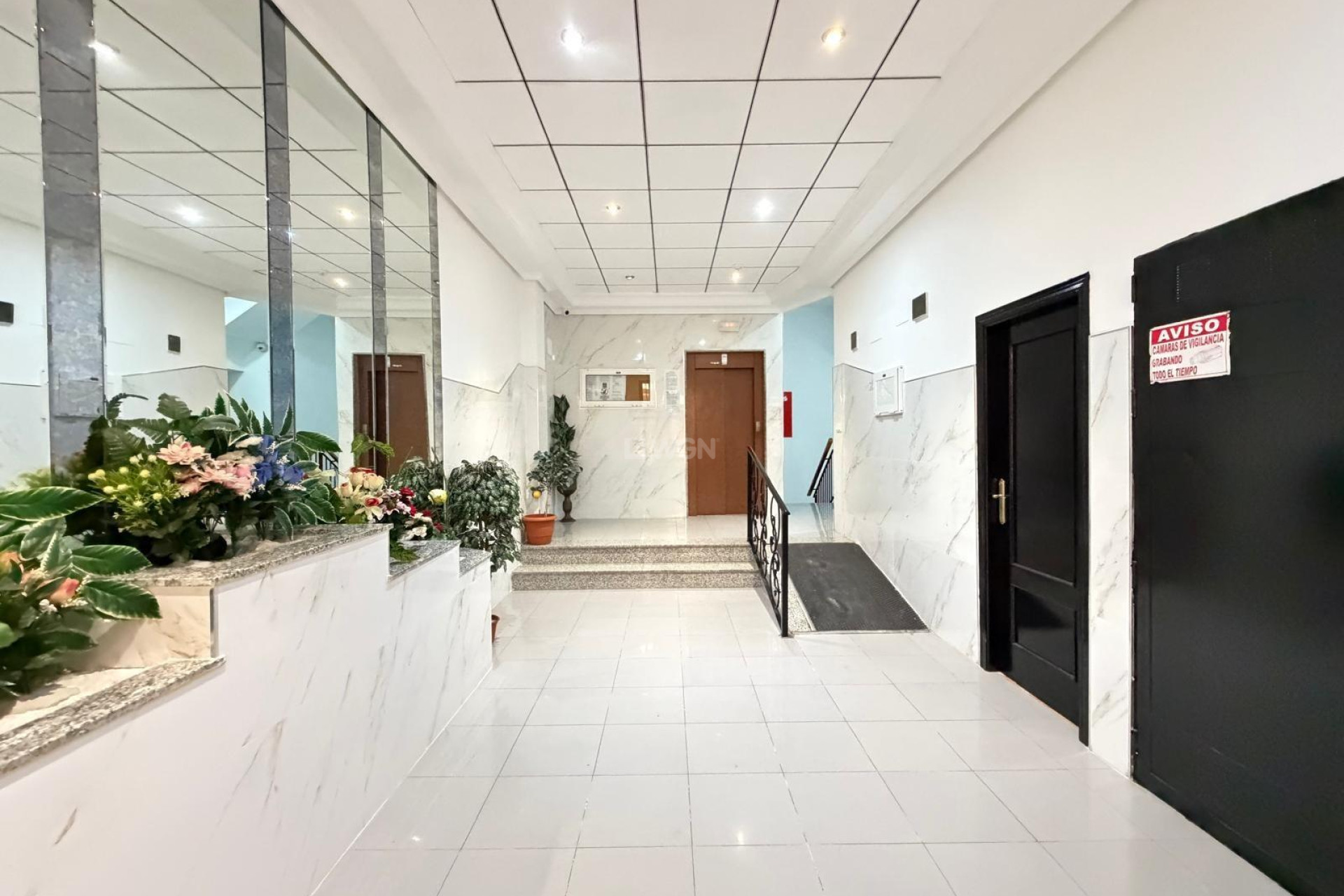 Resale - Apartment / flat - Torrevieja - PARQUE DE LAS NACIONES