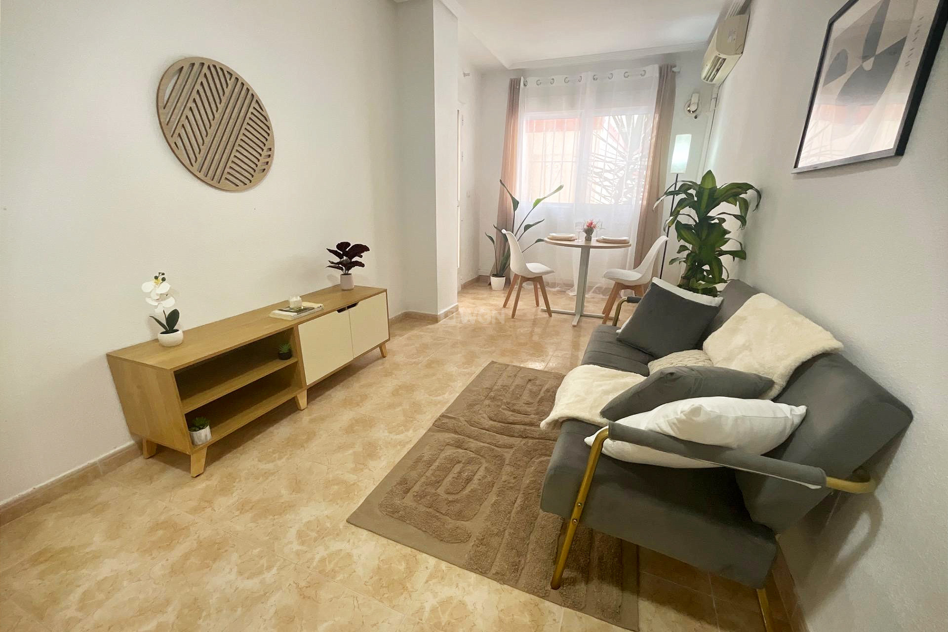 Resale - Apartment / flat - Torrevieja - PARQUE DE LAS NACIONES