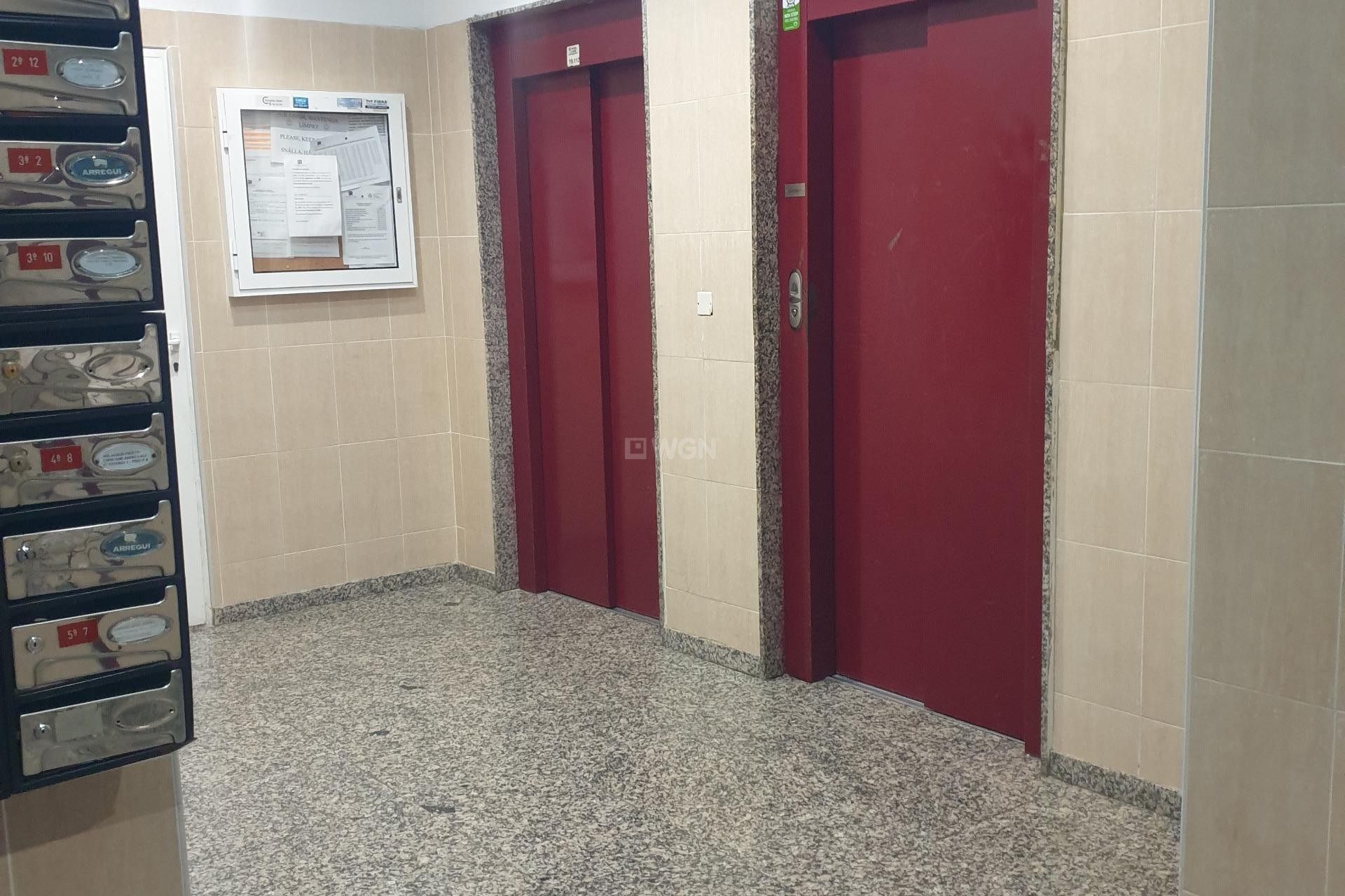 Resale - Apartment / flat - Torrevieja - PARQUE DE LAS NACIONES