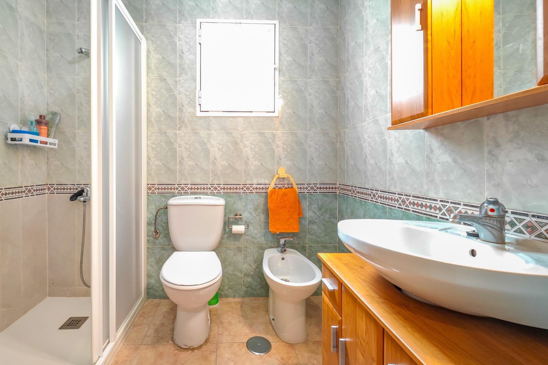 Resale - Apartment / flat - Torrevieja - PARQUE DE LAS NACIONES