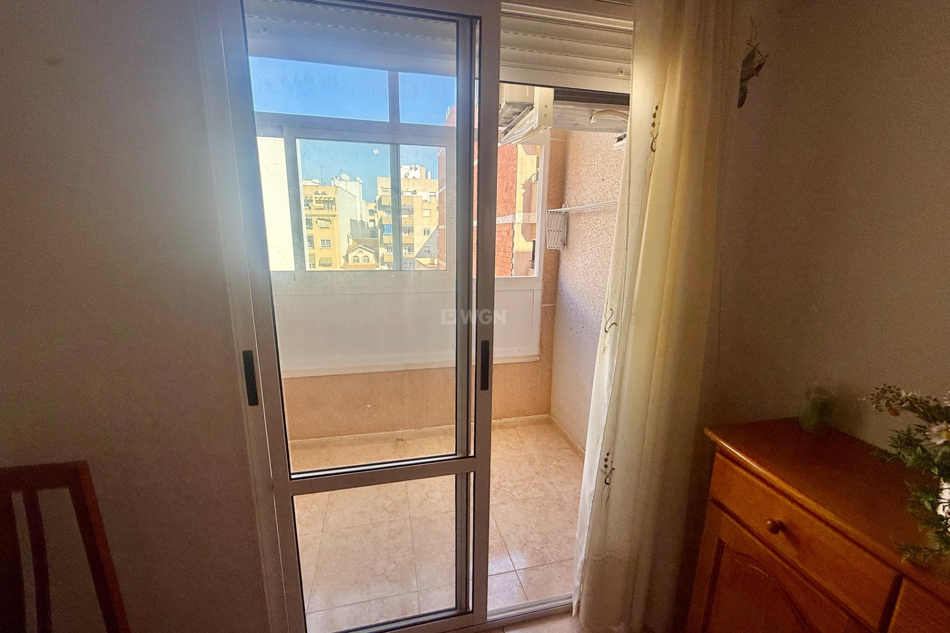 Resale - Apartment / flat - Torrevieja - PARQUE DE LAS NACIONES