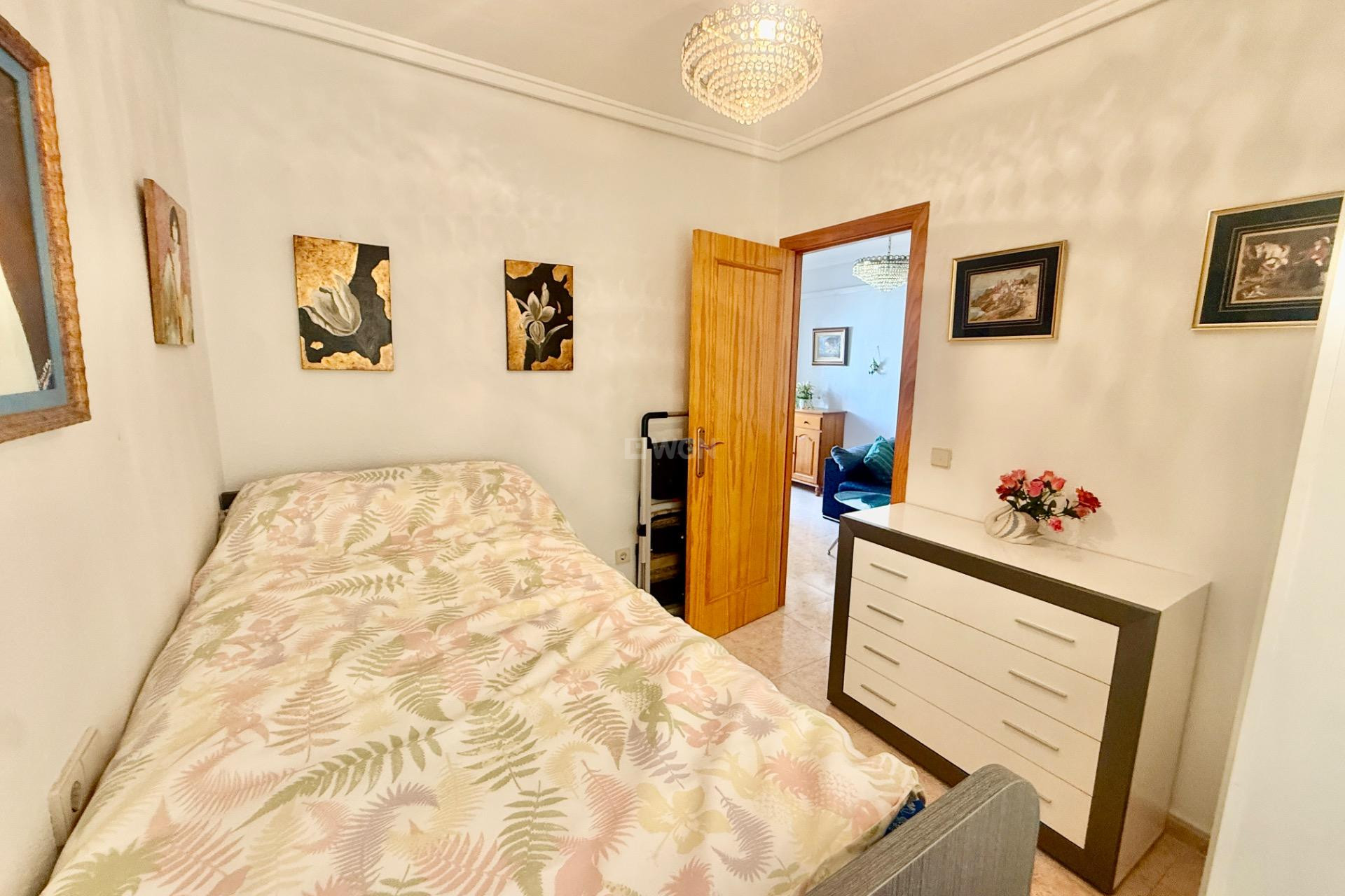 Resale - Apartment / flat - Torrevieja - PARQUE DE LAS NACIONES