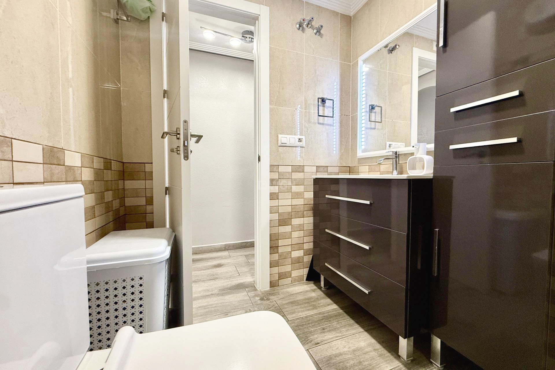 Resale - Apartment / flat - Torrevieja - PARQUE DE LAS NACIONES