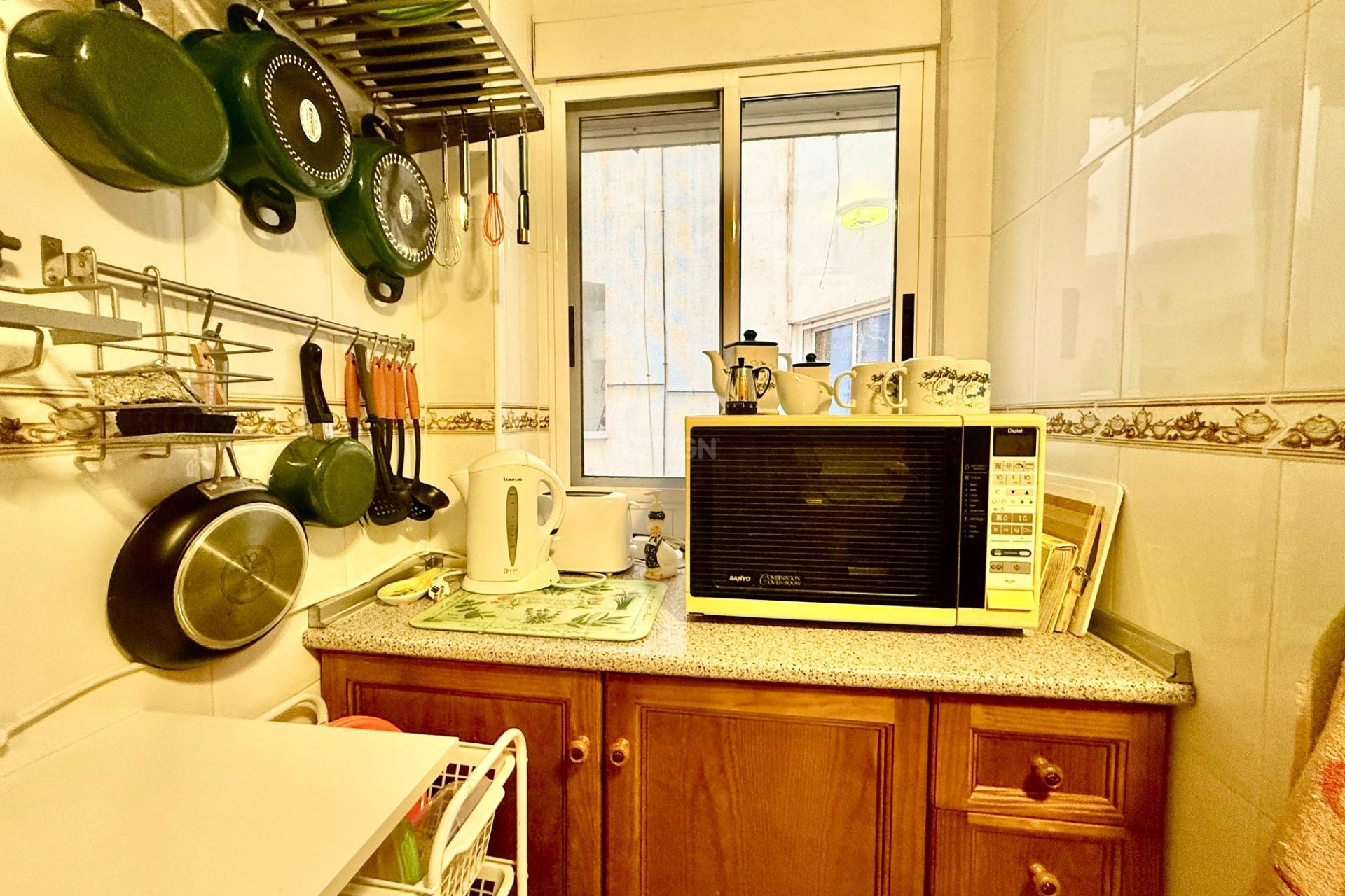 Resale - Apartment / flat - Torrevieja - PARQUE DE LAS NACIONES