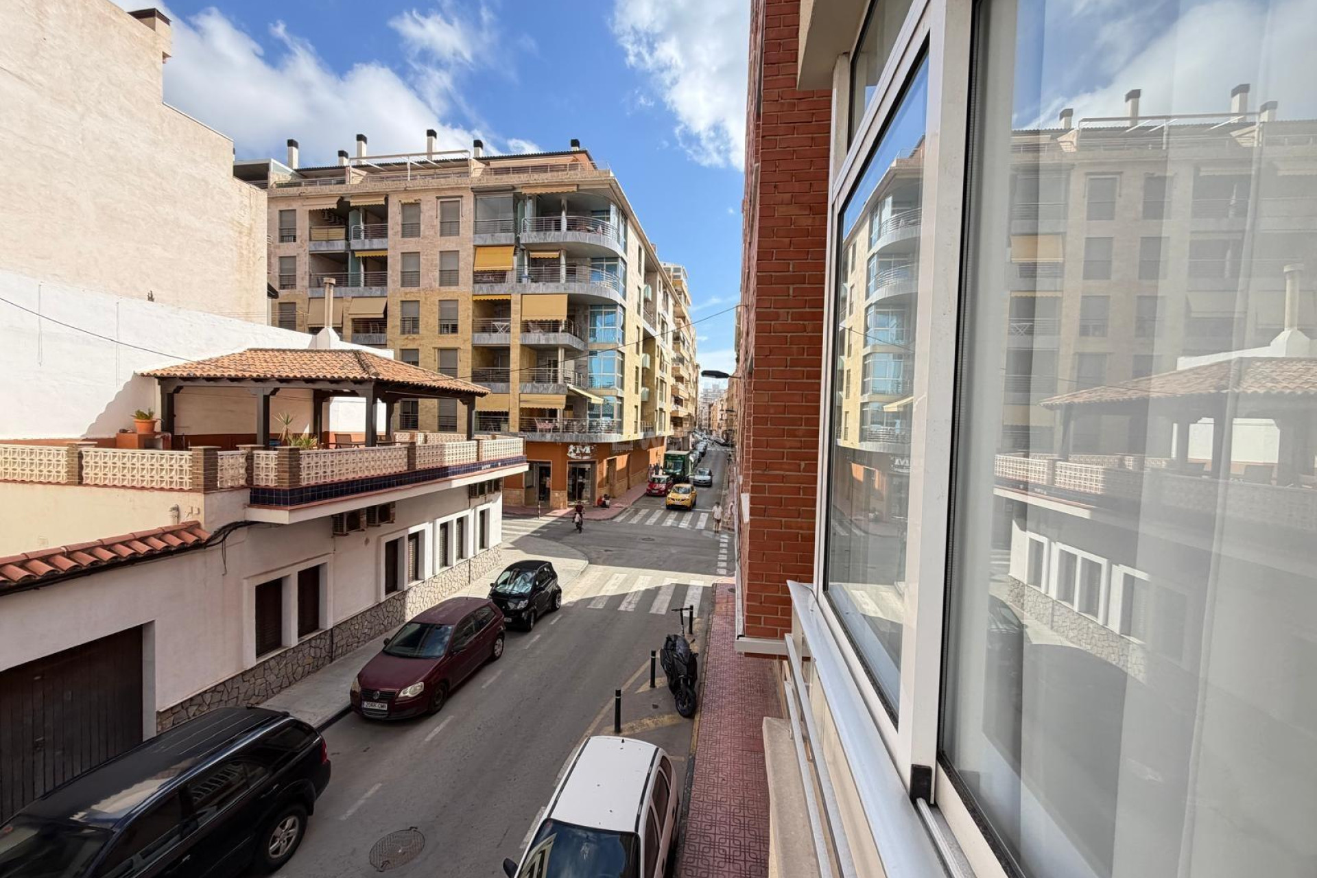 Resale - Apartment / flat - Torrevieja - Paseo Maritimo