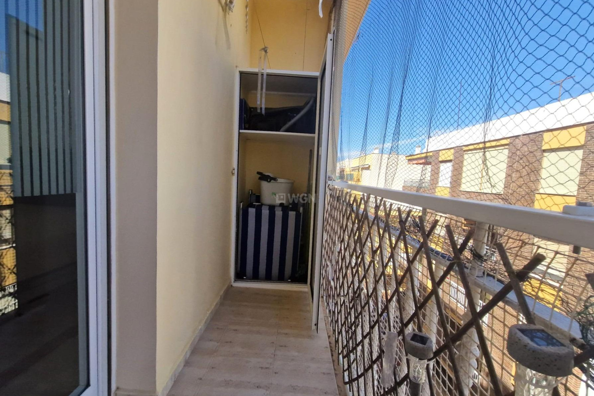 Resale - Apartment / flat - Torrevieja - Paseo Maritimo