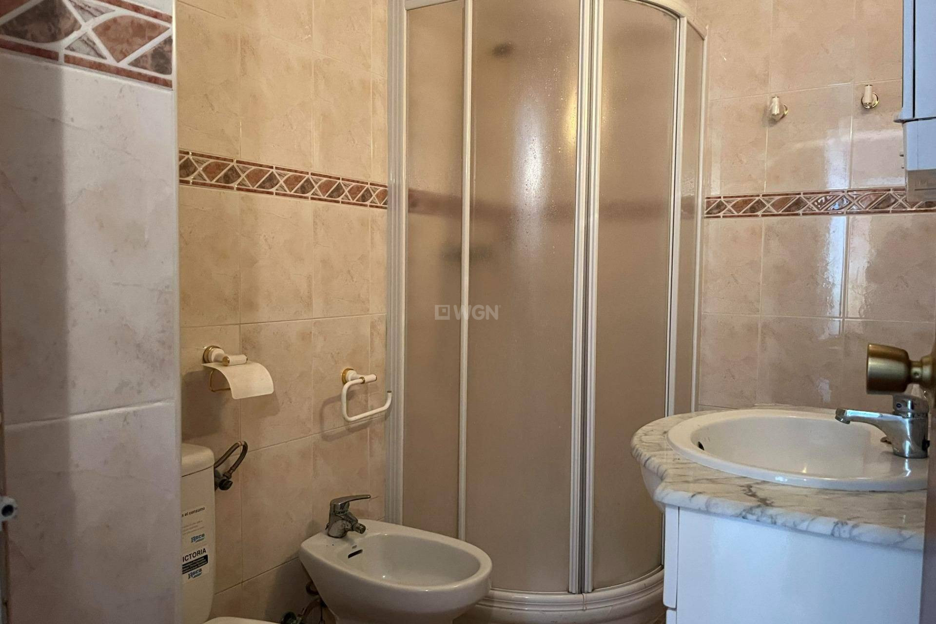 Resale - Apartment / flat - Torrevieja - Paseo Maritimo