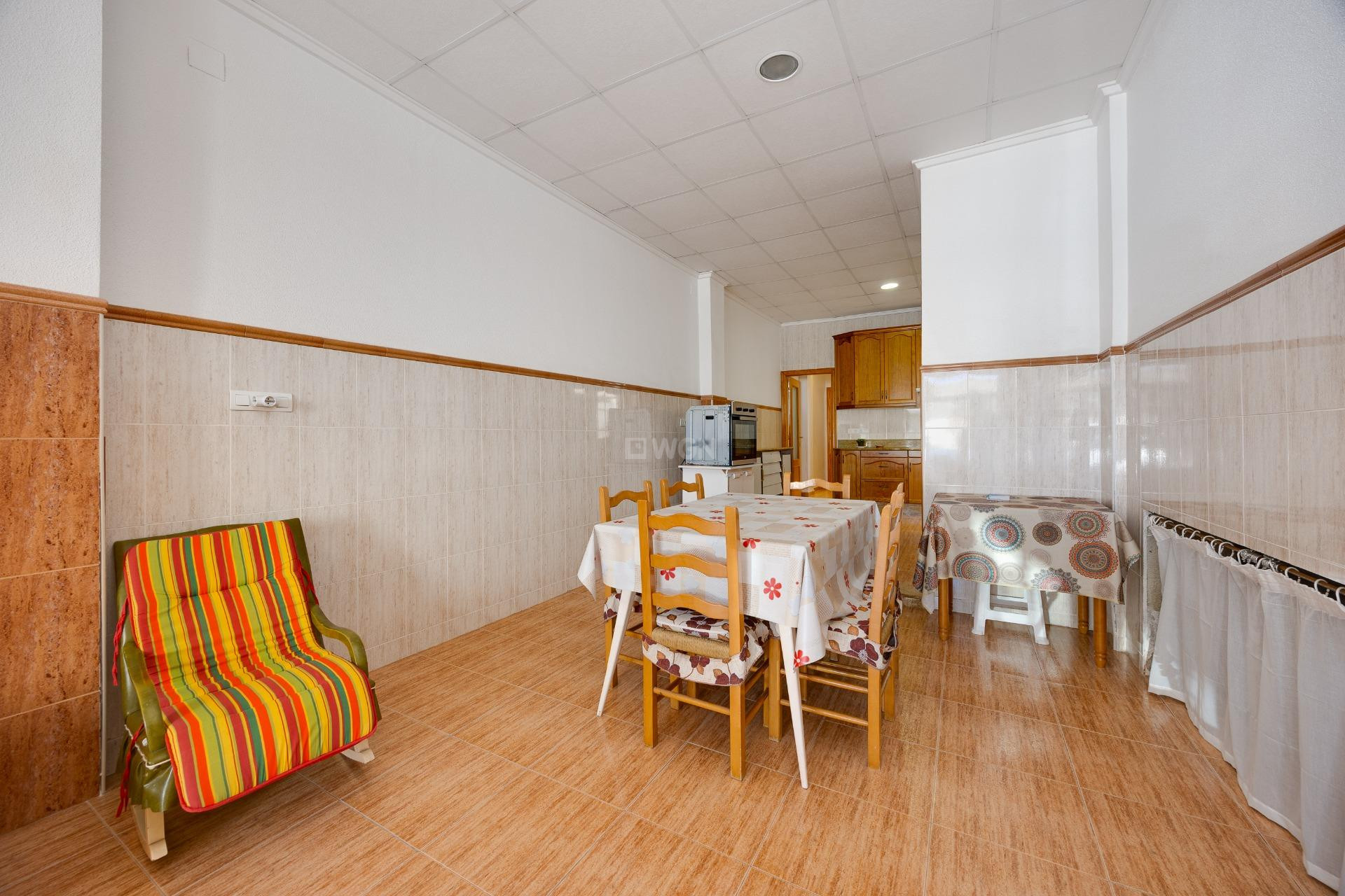 Resale - Apartment / flat - Torrevieja - Paseo Maritimo