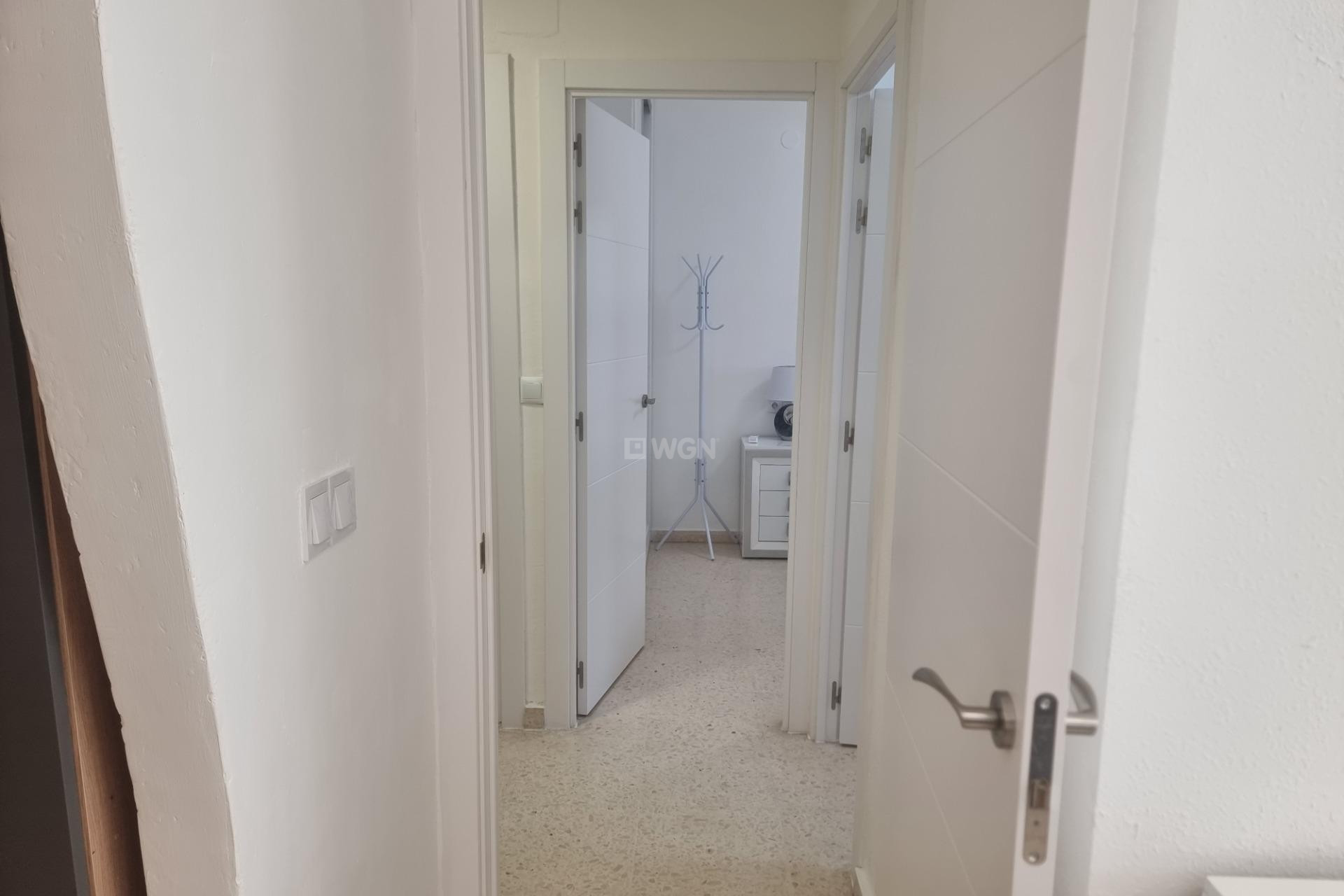 Resale - Apartment / flat - Torrevieja - Playa de los Locos