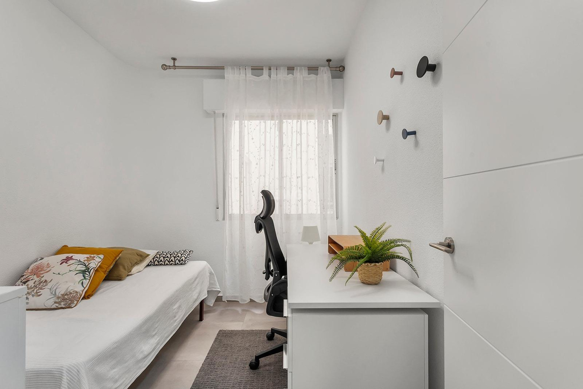 Resale - Apartment / flat - Torrevieja - Playa de los Locos