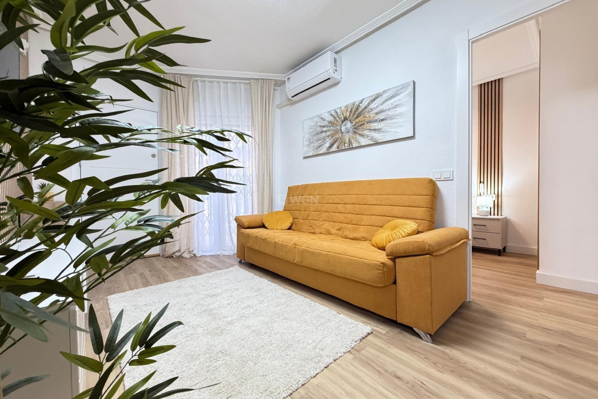 Resale - Apartment / flat - Torrevieja - Playa de los Locos