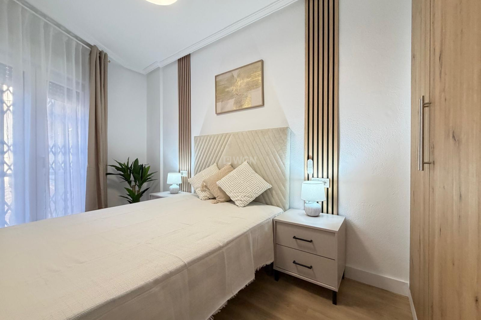 Resale - Apartment / flat - Torrevieja - Playa de los Locos