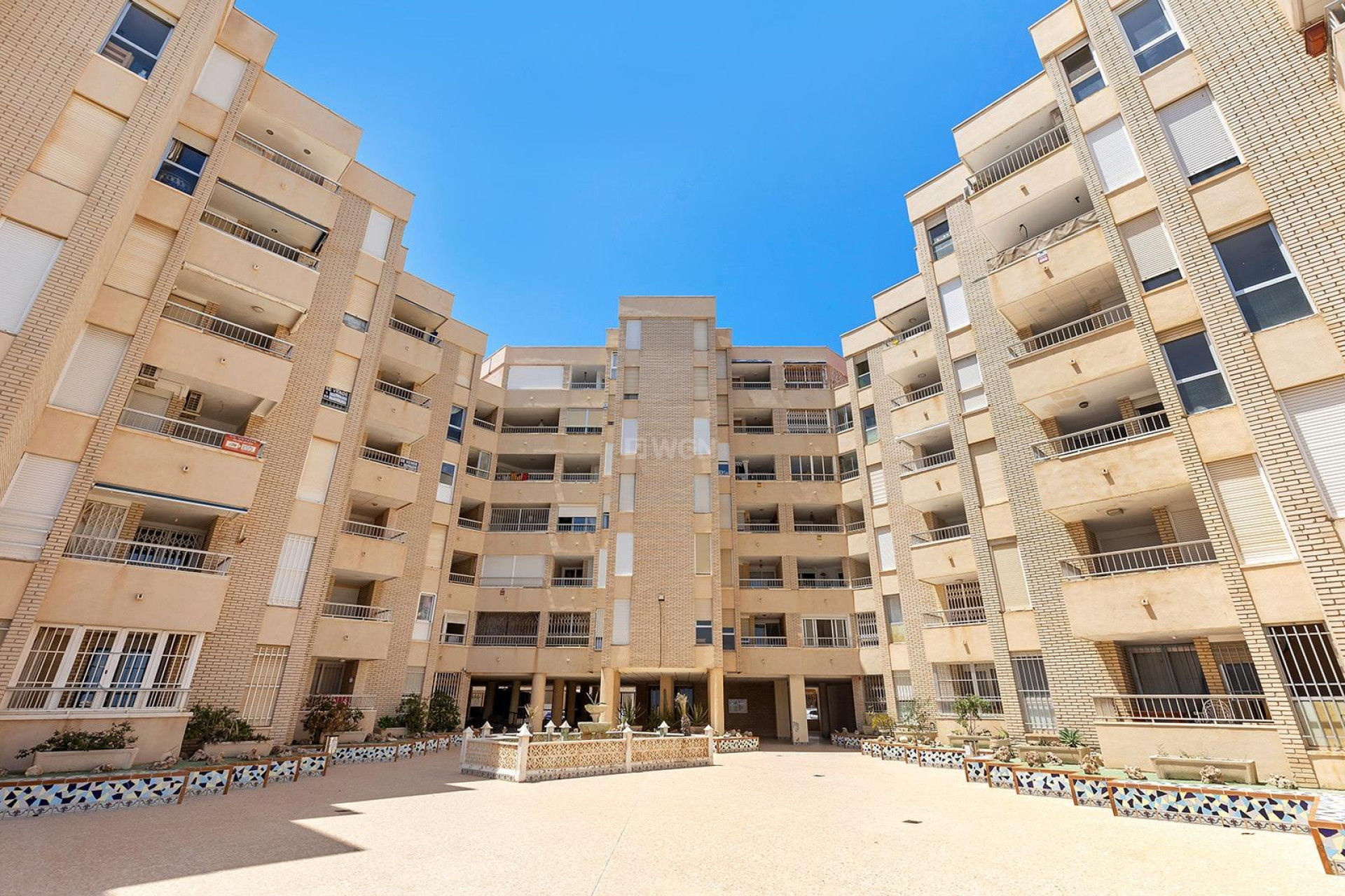 Resale - Apartment / flat - Torrevieja - Playa de los Locos