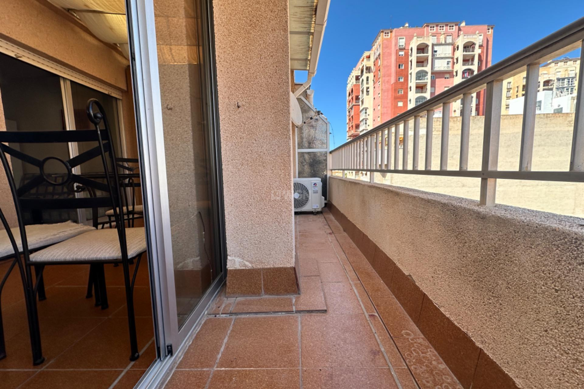 Resale - Apartment / flat - Torrevieja - Playa de los Locos