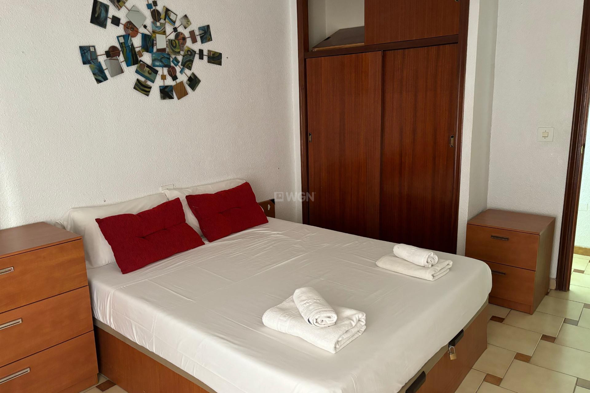 Resale - Apartment / flat - Torrevieja - Playa de los Locos