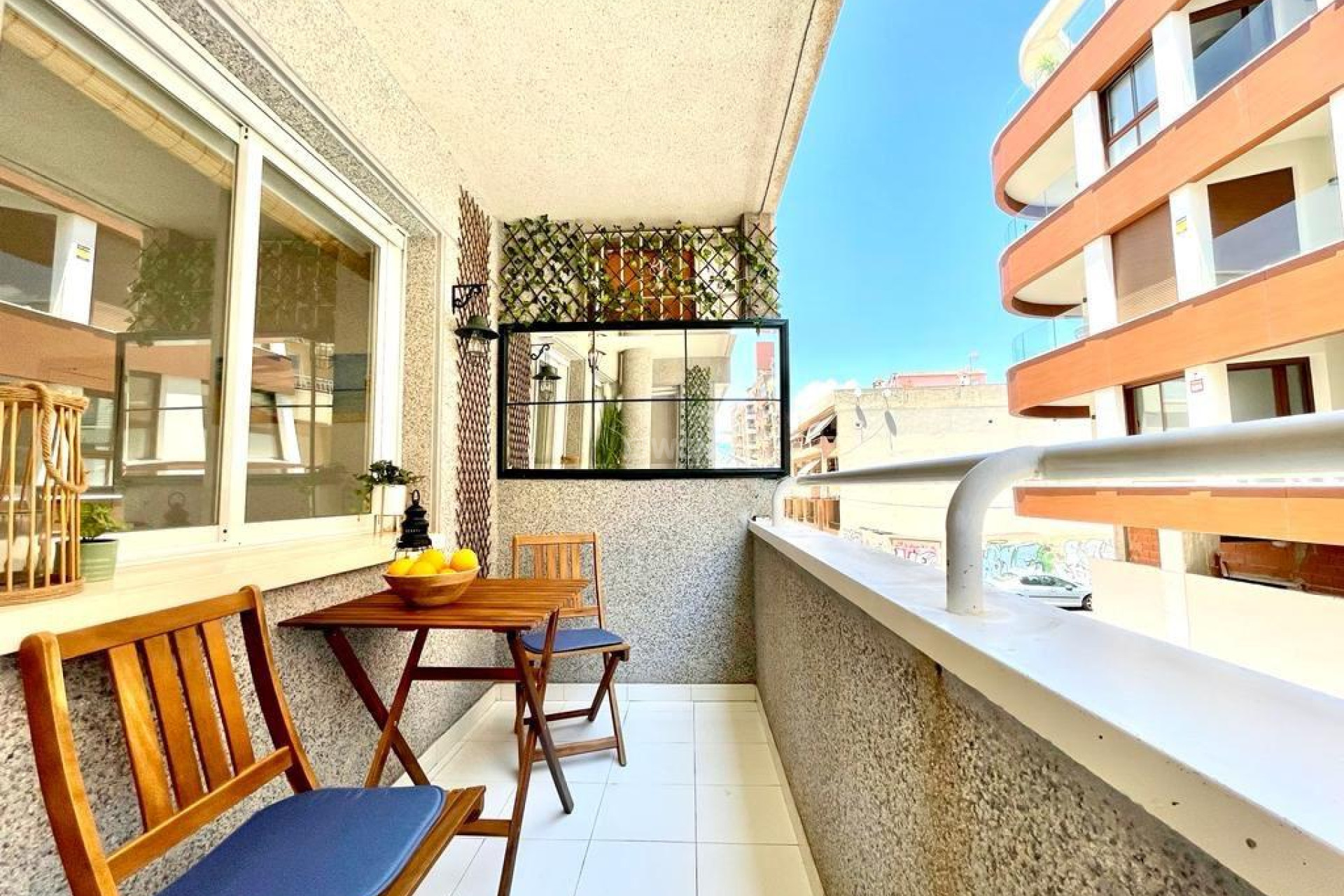 Resale - Apartment / flat - Torrevieja - Playa de los Locos