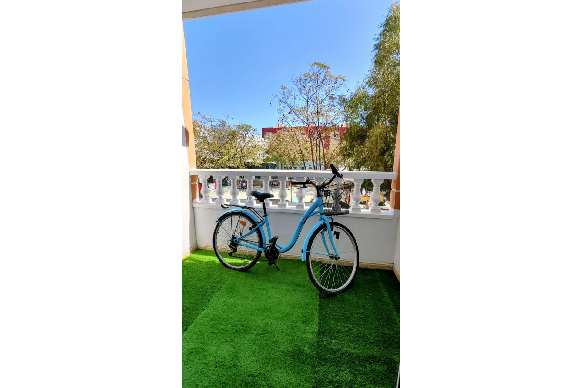 Resale - Apartment / flat - Torrevieja - Playa de los Locos