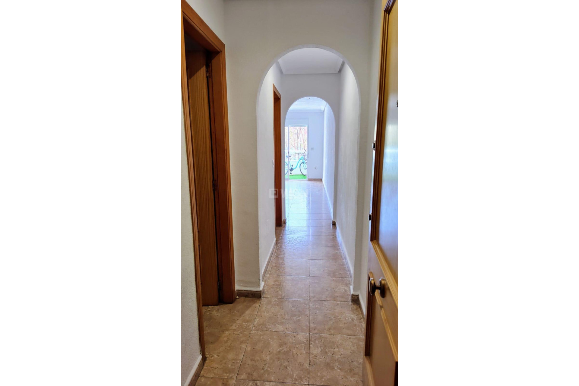 Resale - Apartment / flat - Torrevieja - Playa de los Locos